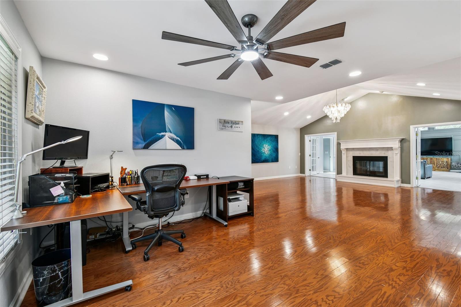 Image 10 of 83 For 822 Village Way
