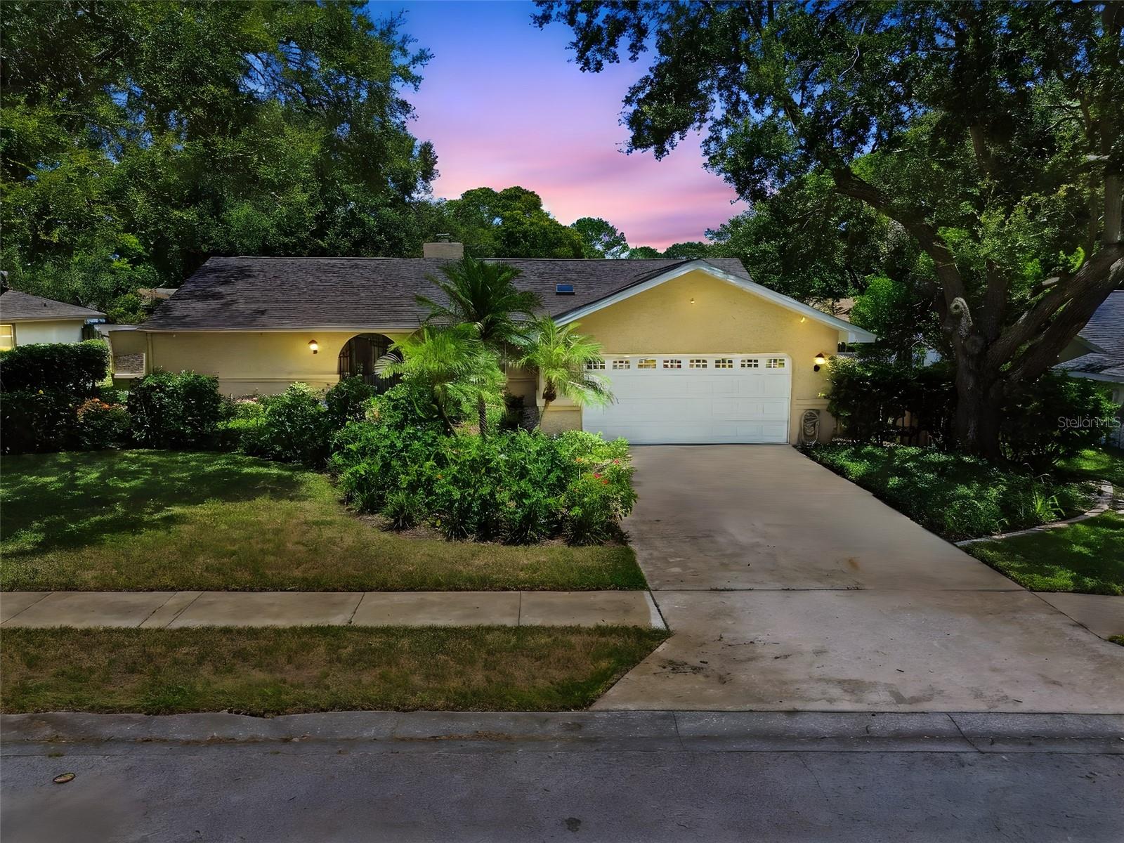 Image 3 of 83 For 822 Village Way