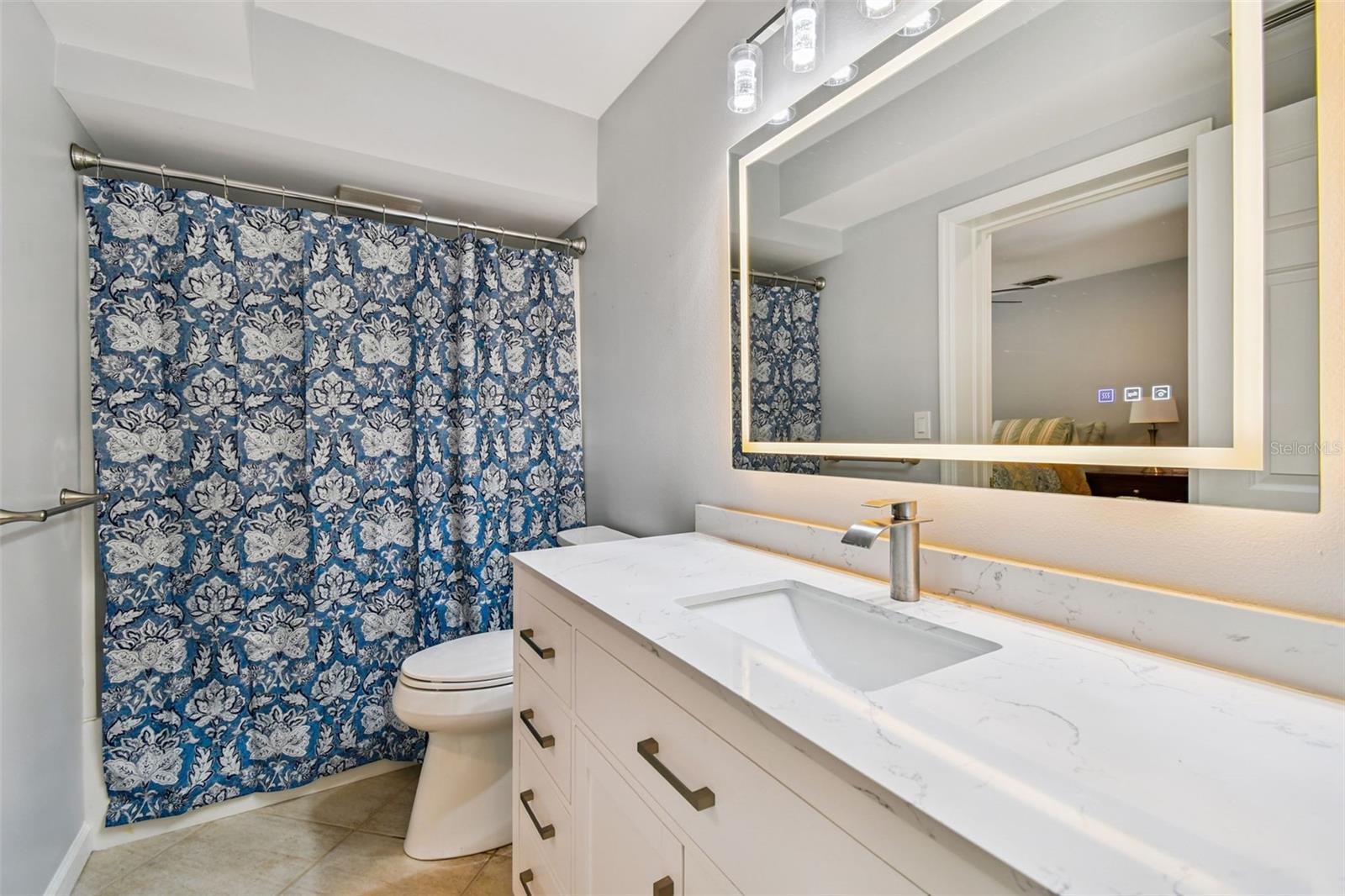 Image 30 of 83 For 822 Village Way