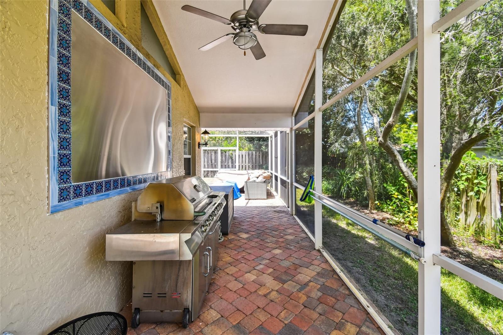 Image 49 of 83 For 822 Village Way
