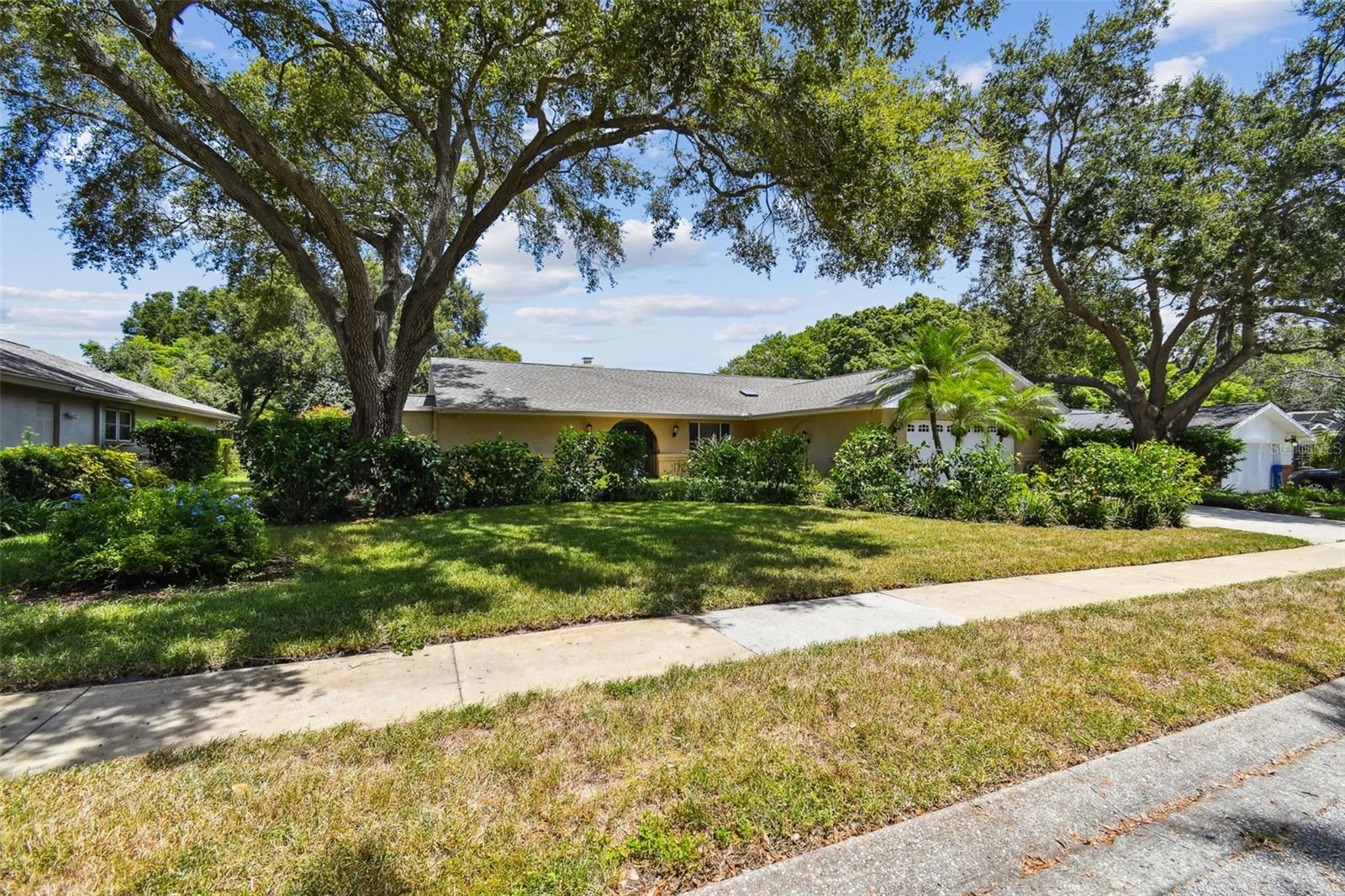 Image 57 of 83 For 822 Village Way