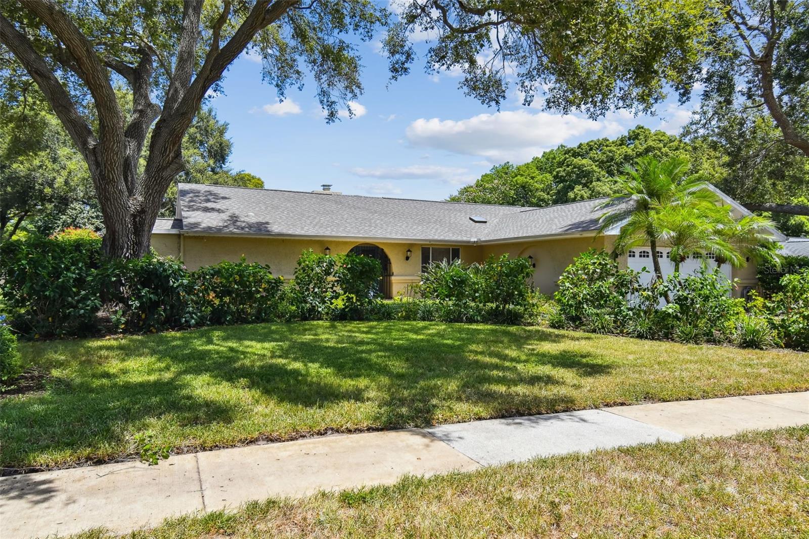 Image 60 of 83 For 822 Village Way