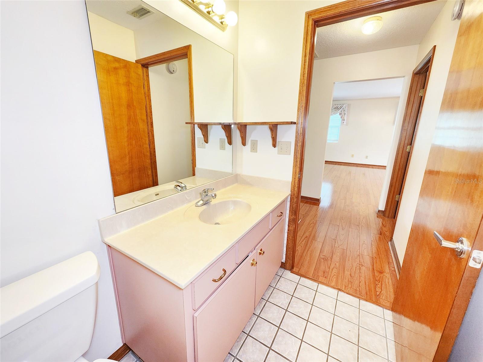 Image 33 of 46 For 37347 Derbyshire Drive