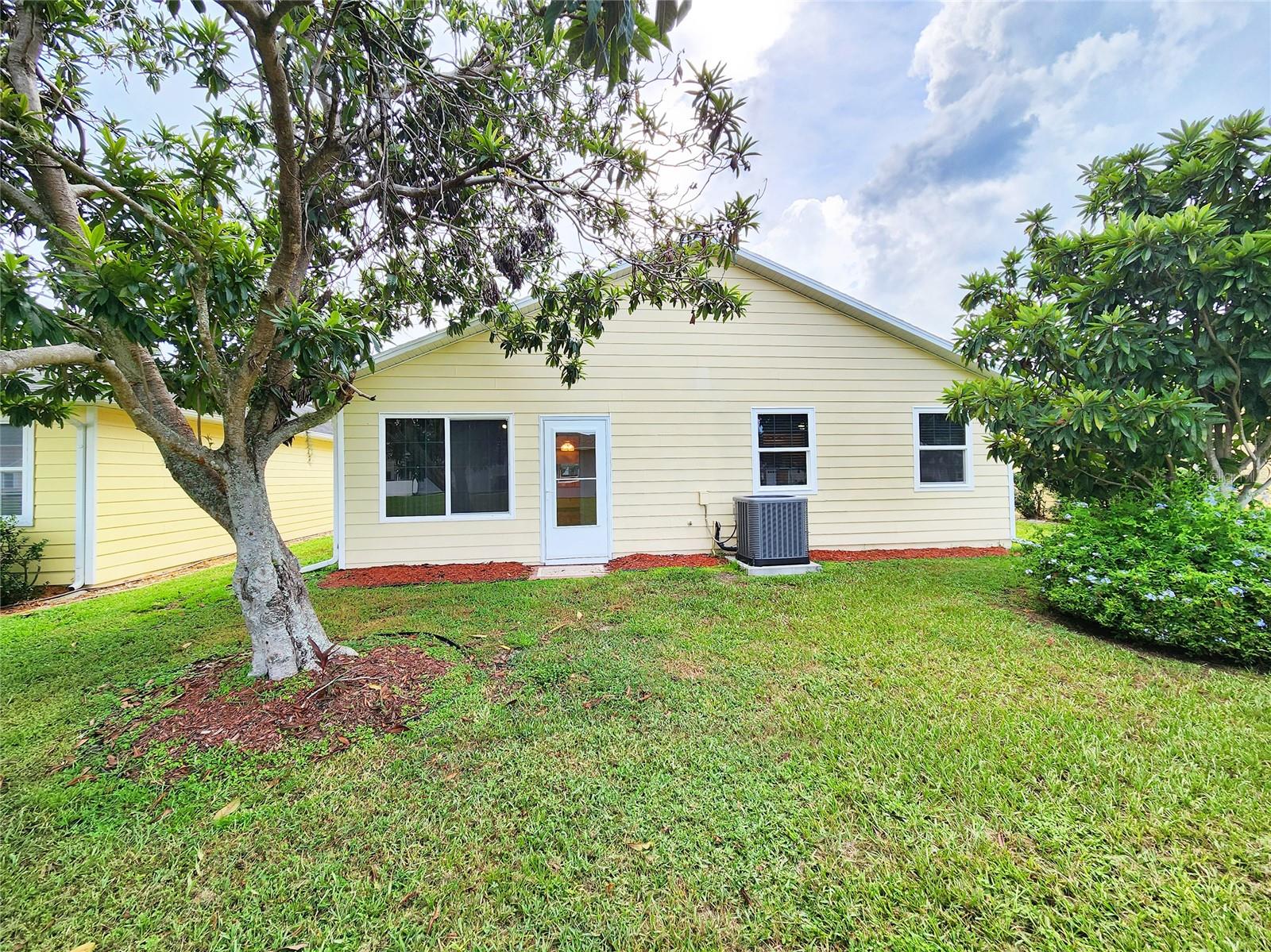Image 40 of 46 For 37347 Derbyshire Drive
