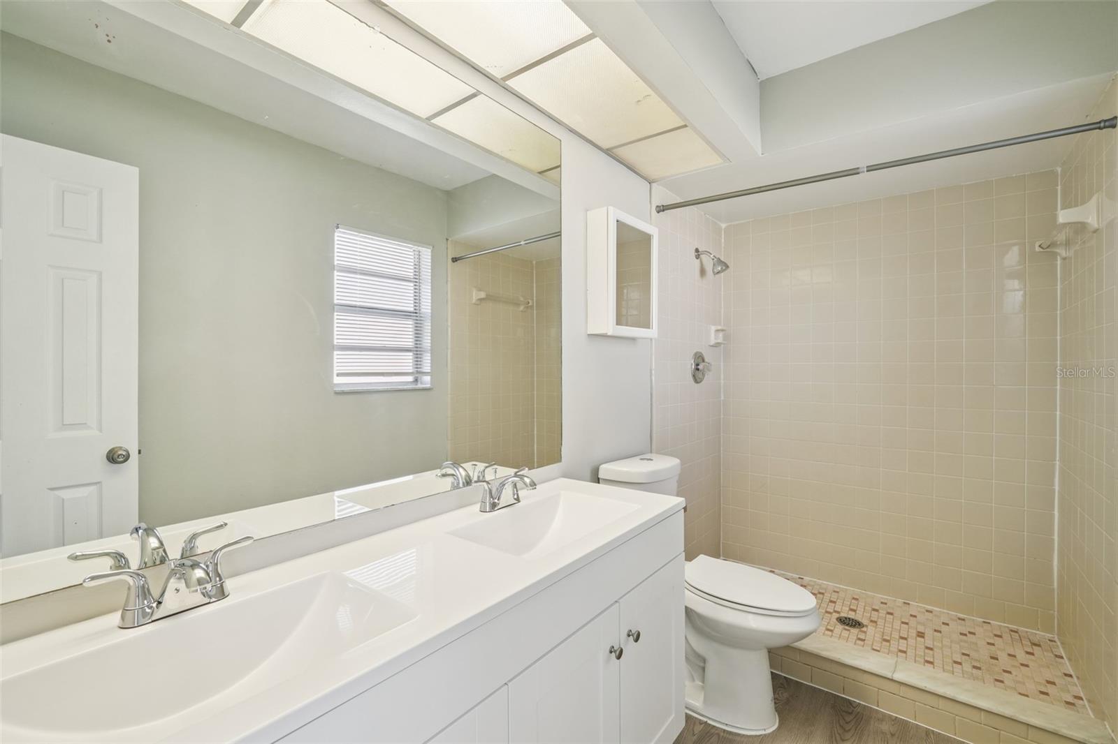 Image 12 of 32 For 750 Dromedary Drive