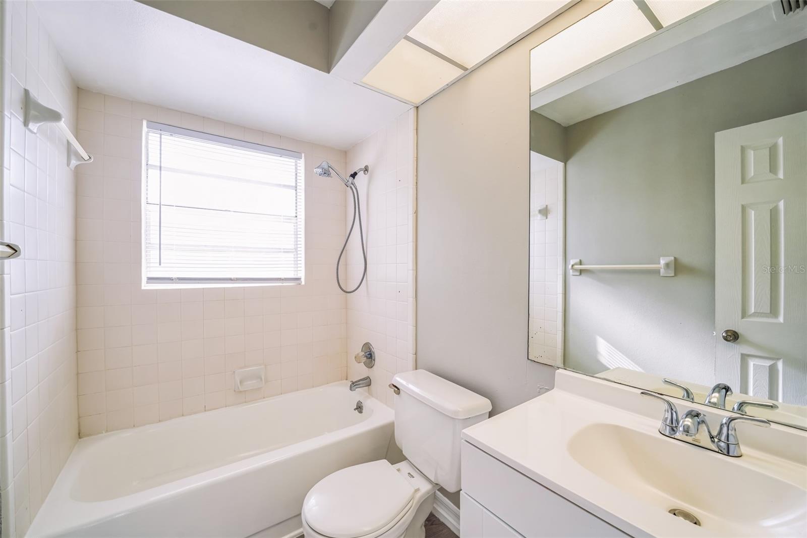 Image 13 of 32 For 750 Dromedary Drive