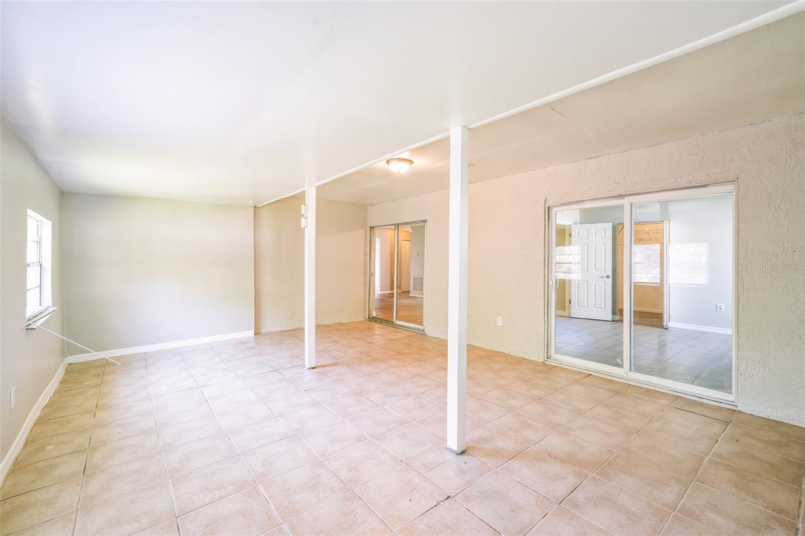 Image 21 of 32 For 750 Dromedary Drive