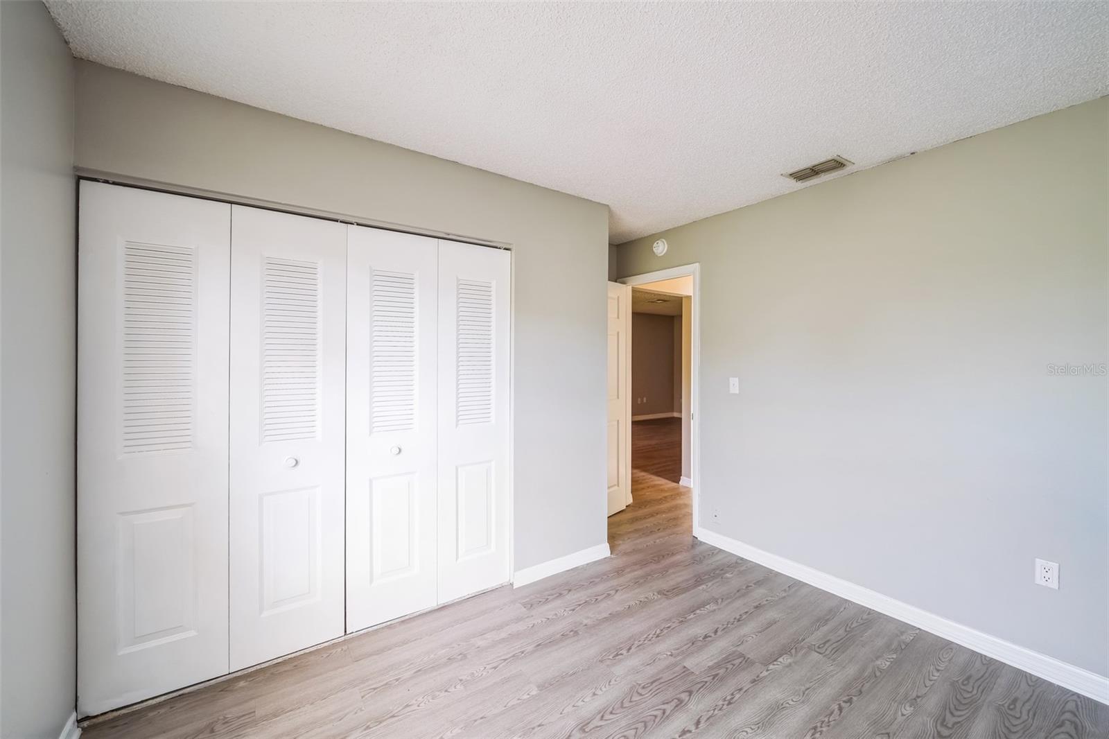 Image 26 of 32 For 750 Dromedary Drive