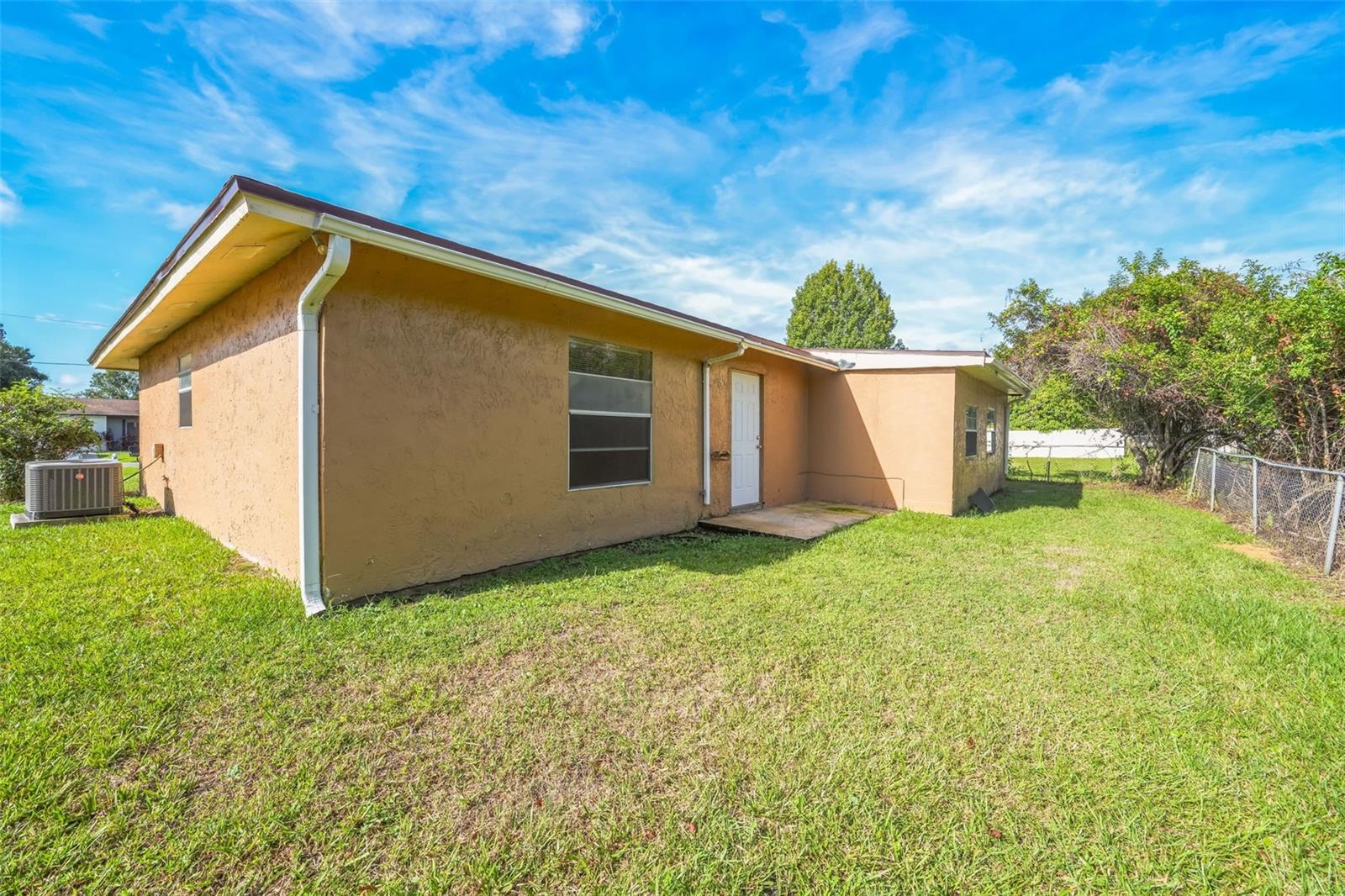 Image 30 of 32 For 750 Dromedary Drive