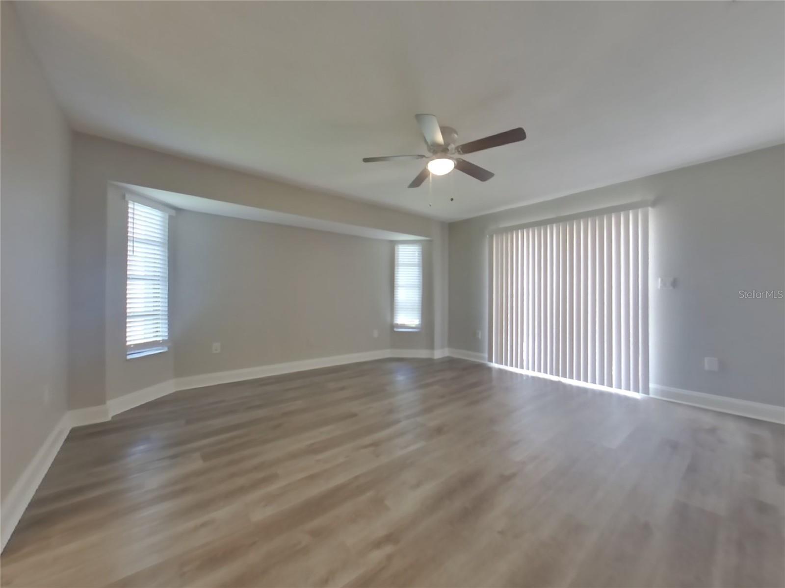 Image 10 of 17 For 26352 Barbinos Drive