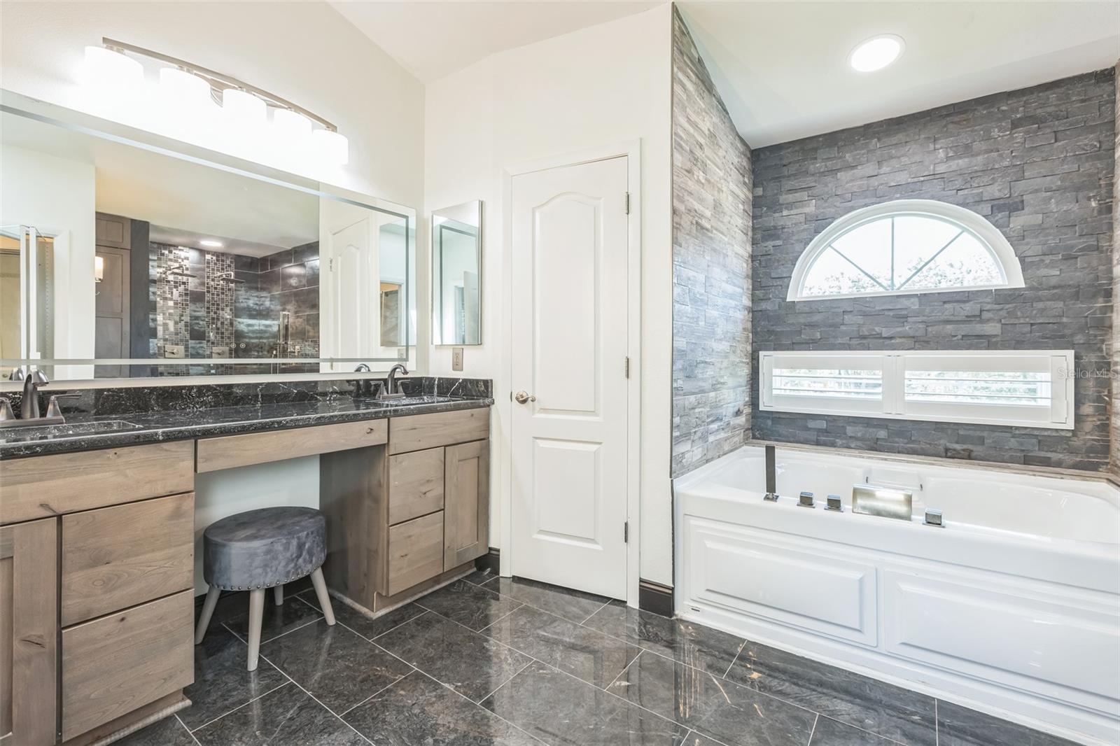Image 27 of 56 For 436 Lafayette Boulevard