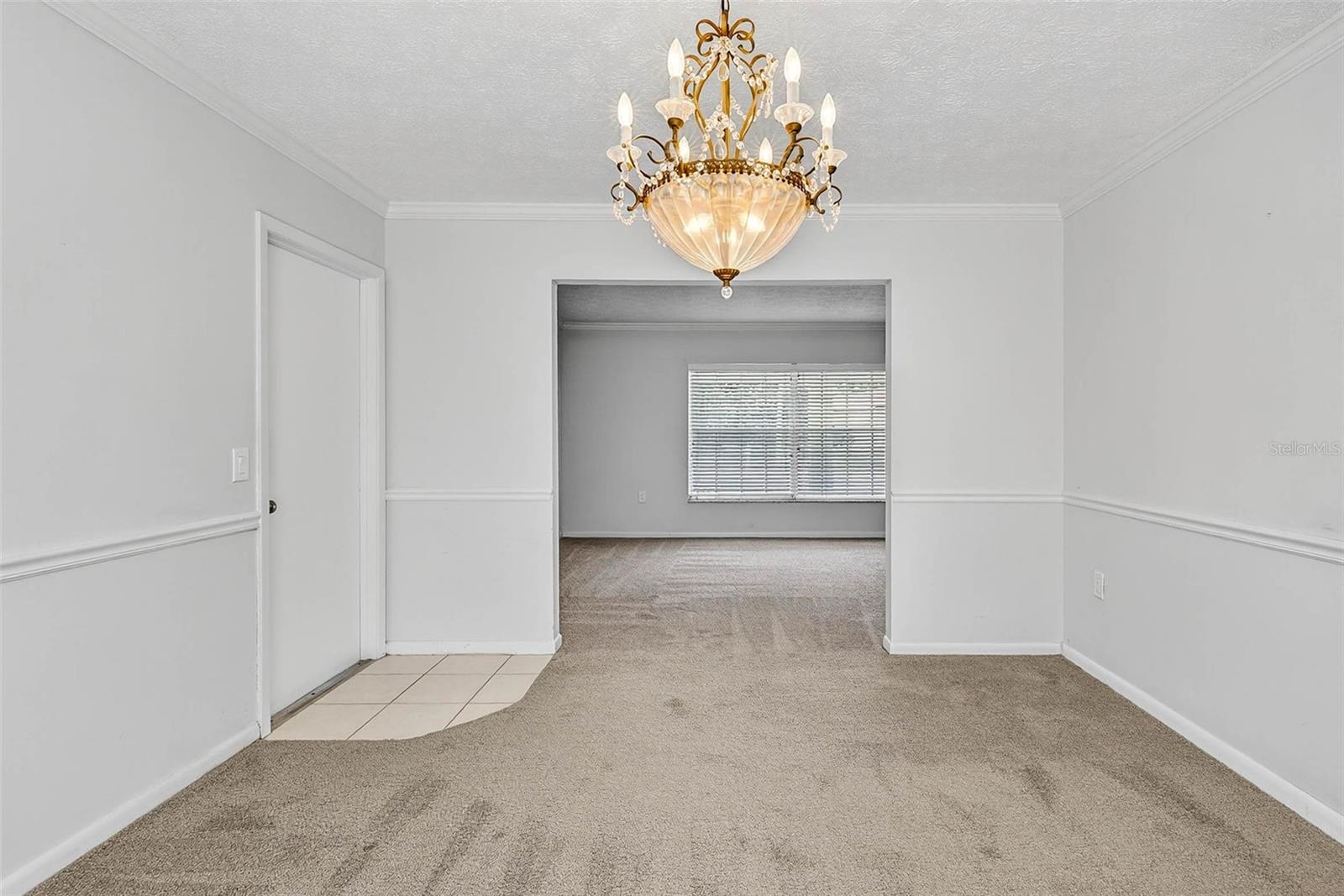 Image 11 of 58 For 401 Woodcrest Road