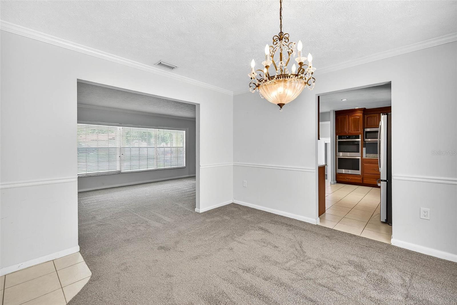 Image 12 of 58 For 401 Woodcrest Road