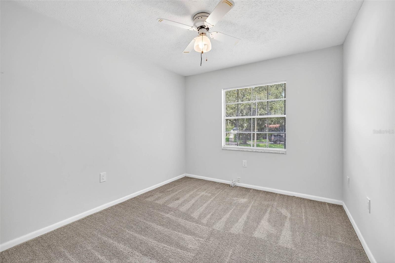 Image 30 of 58 For 401 Woodcrest Road