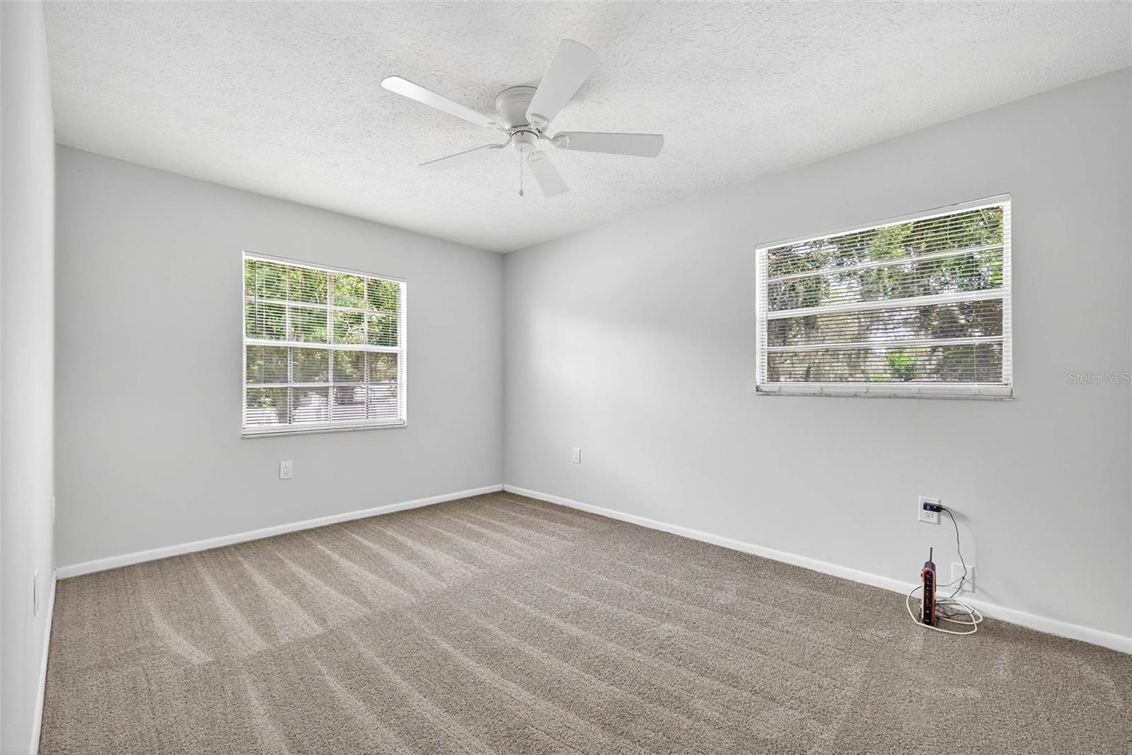 Image 33 of 58 For 401 Woodcrest Road