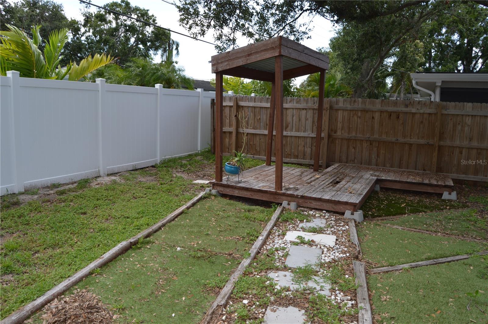 Image 14 of 14 For 4714 Beaumont Street
