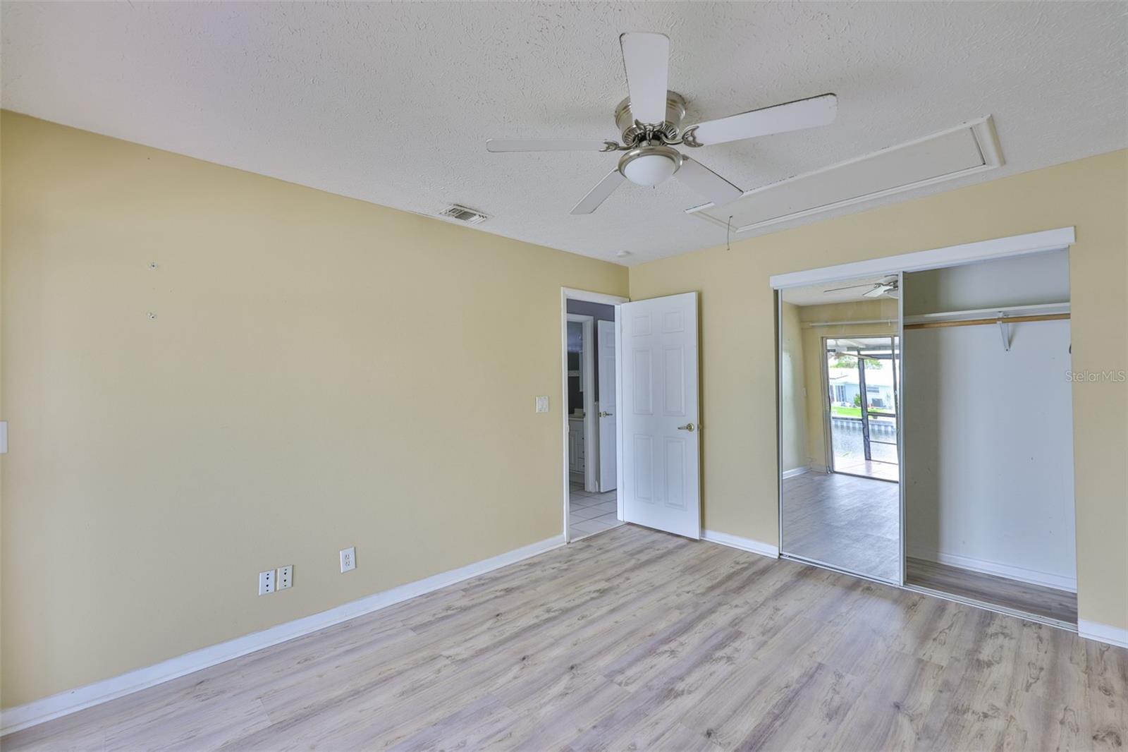 Image 11 of 50 For 1045 Apollo Beach Boulevard A