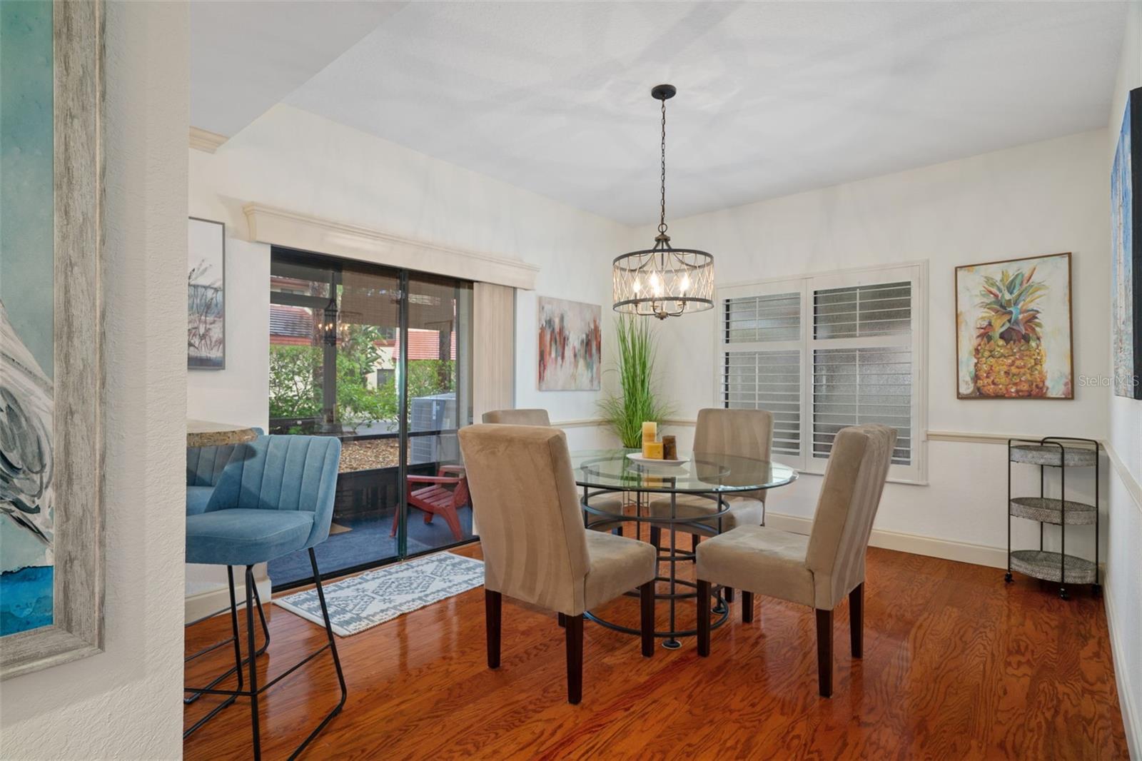 Image 14 of 63 For 3460 Countryside Boulevard 66