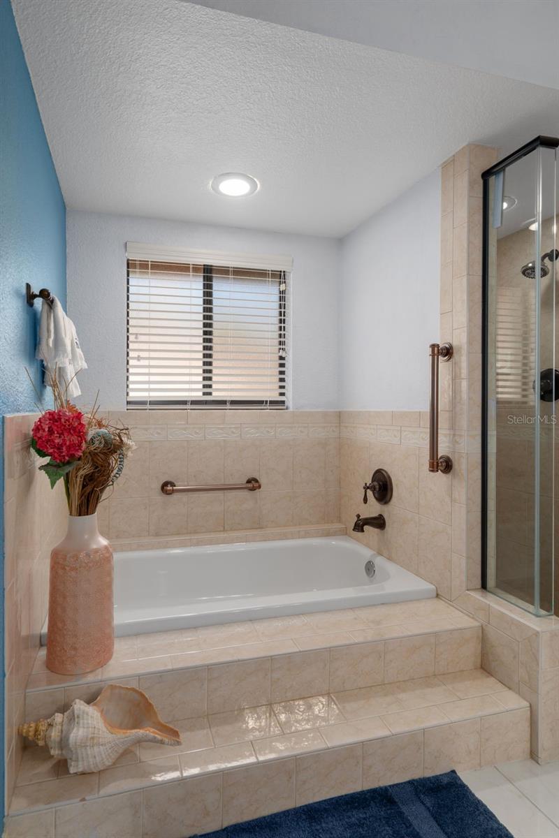 Image 35 of 63 For 3460 Countryside Boulevard 66