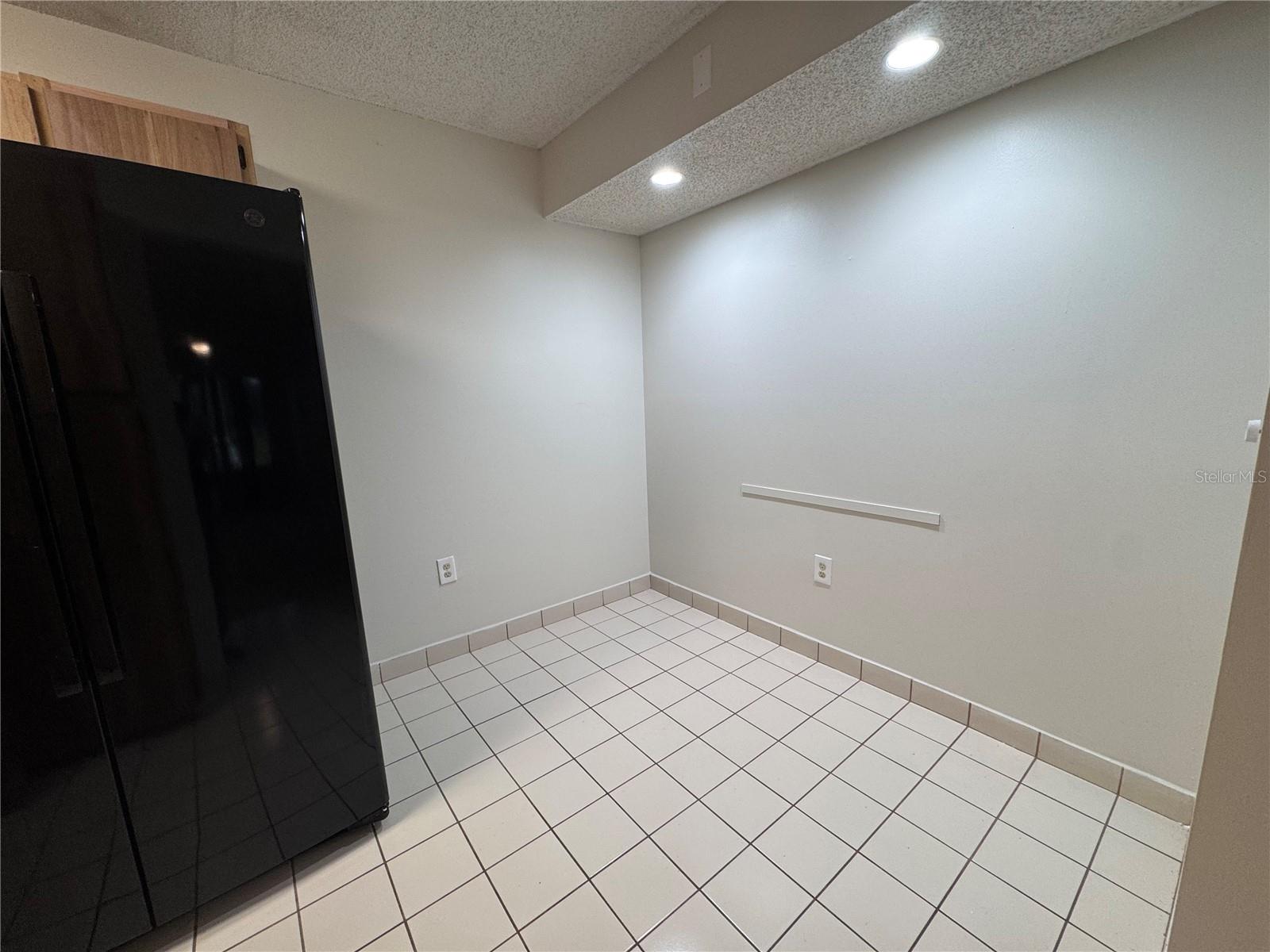 Image 12 of 33 For 2699 Pine Ridge Way E H1