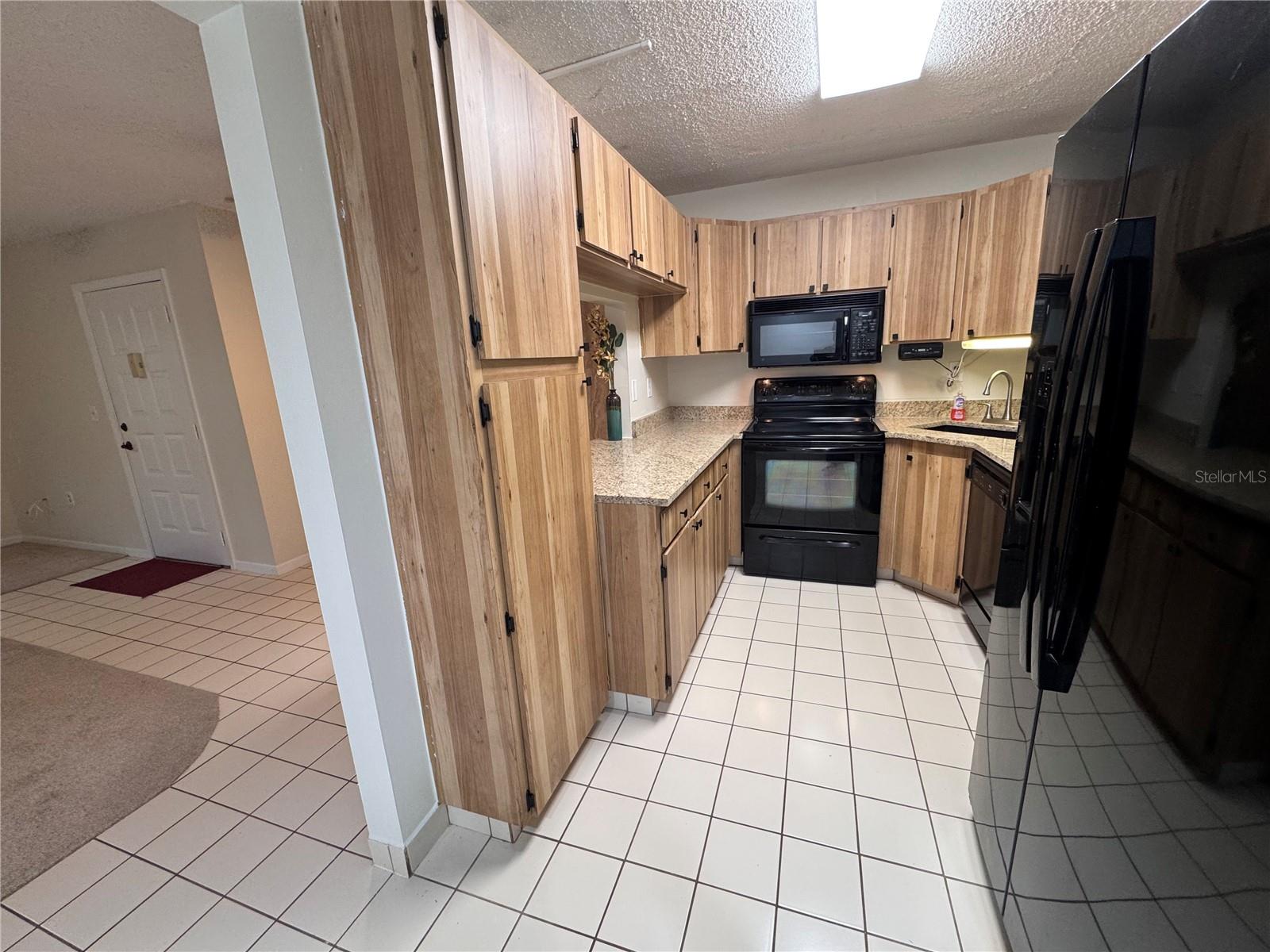 Image 15 of 33 For 2699 Pine Ridge Way E H1