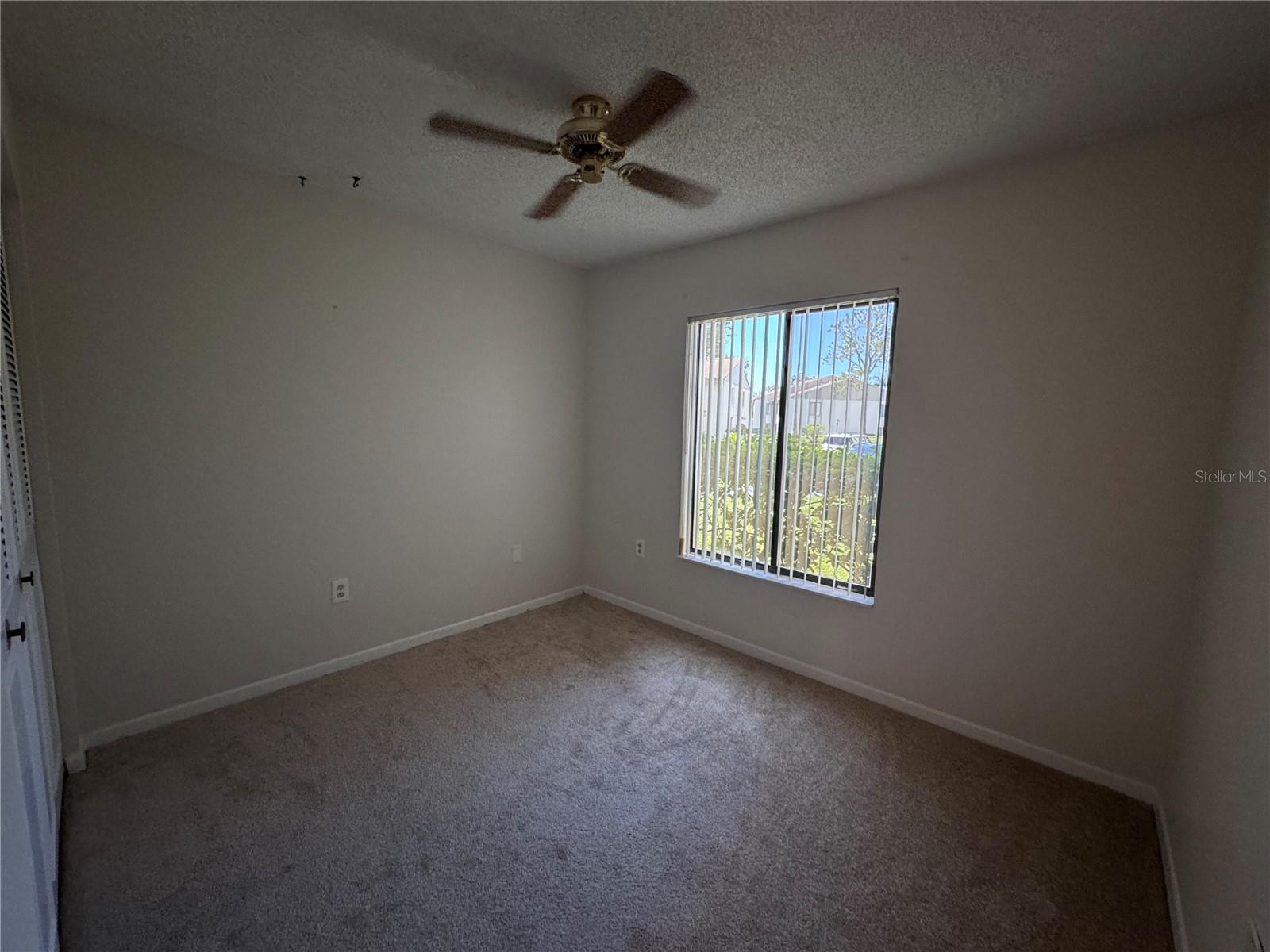Image 21 of 33 For 2699 Pine Ridge Way E H1