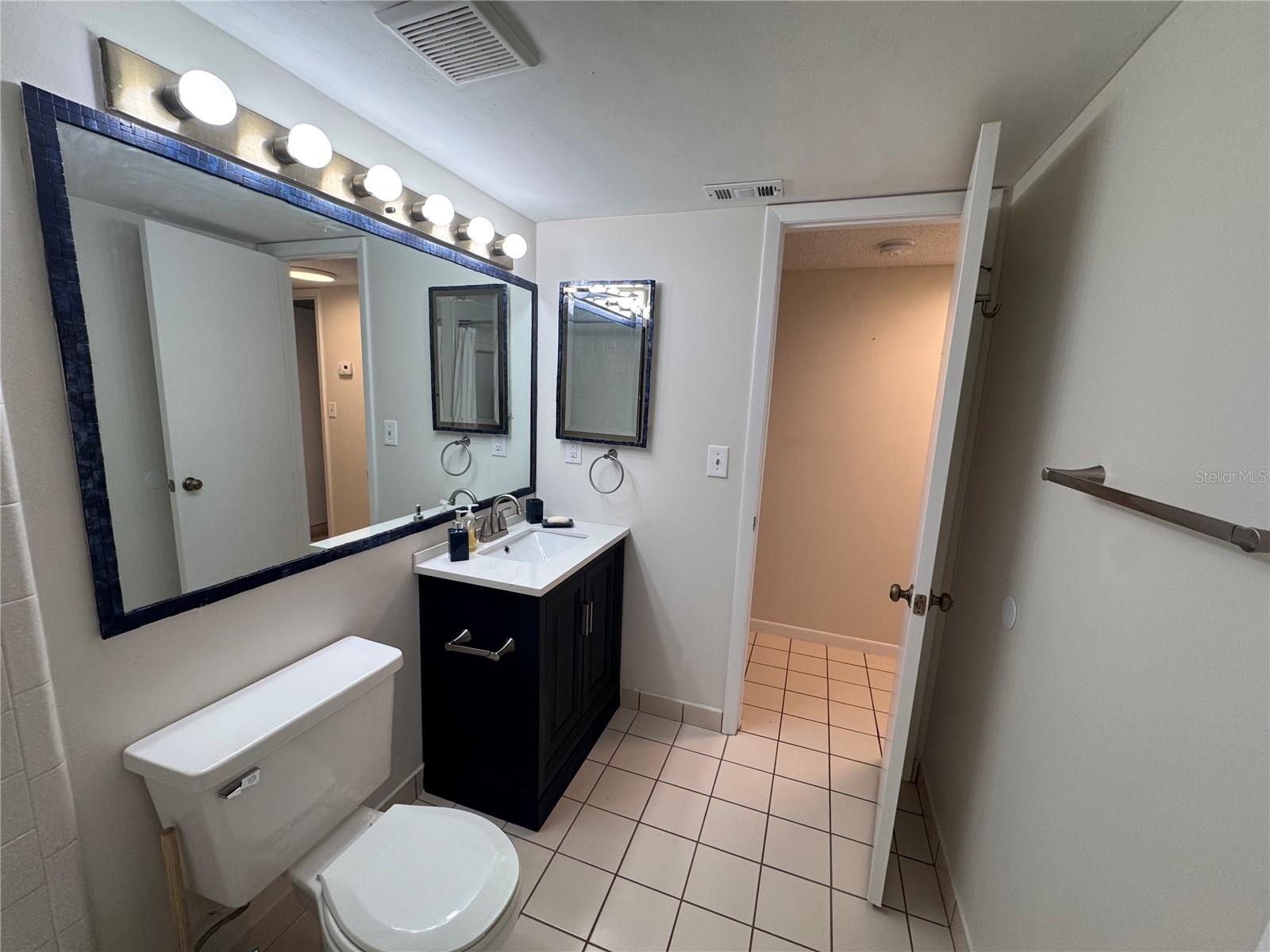 Image 24 of 33 For 2699 Pine Ridge Way E H1