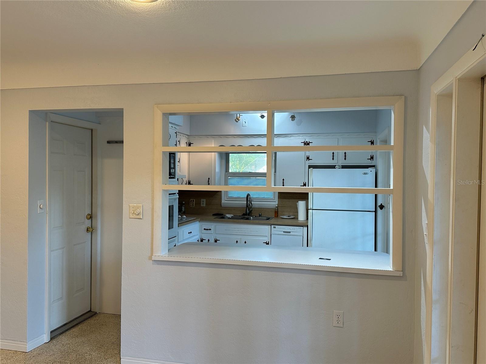 Image 10 of 20 For 8253 29th Avenue N
