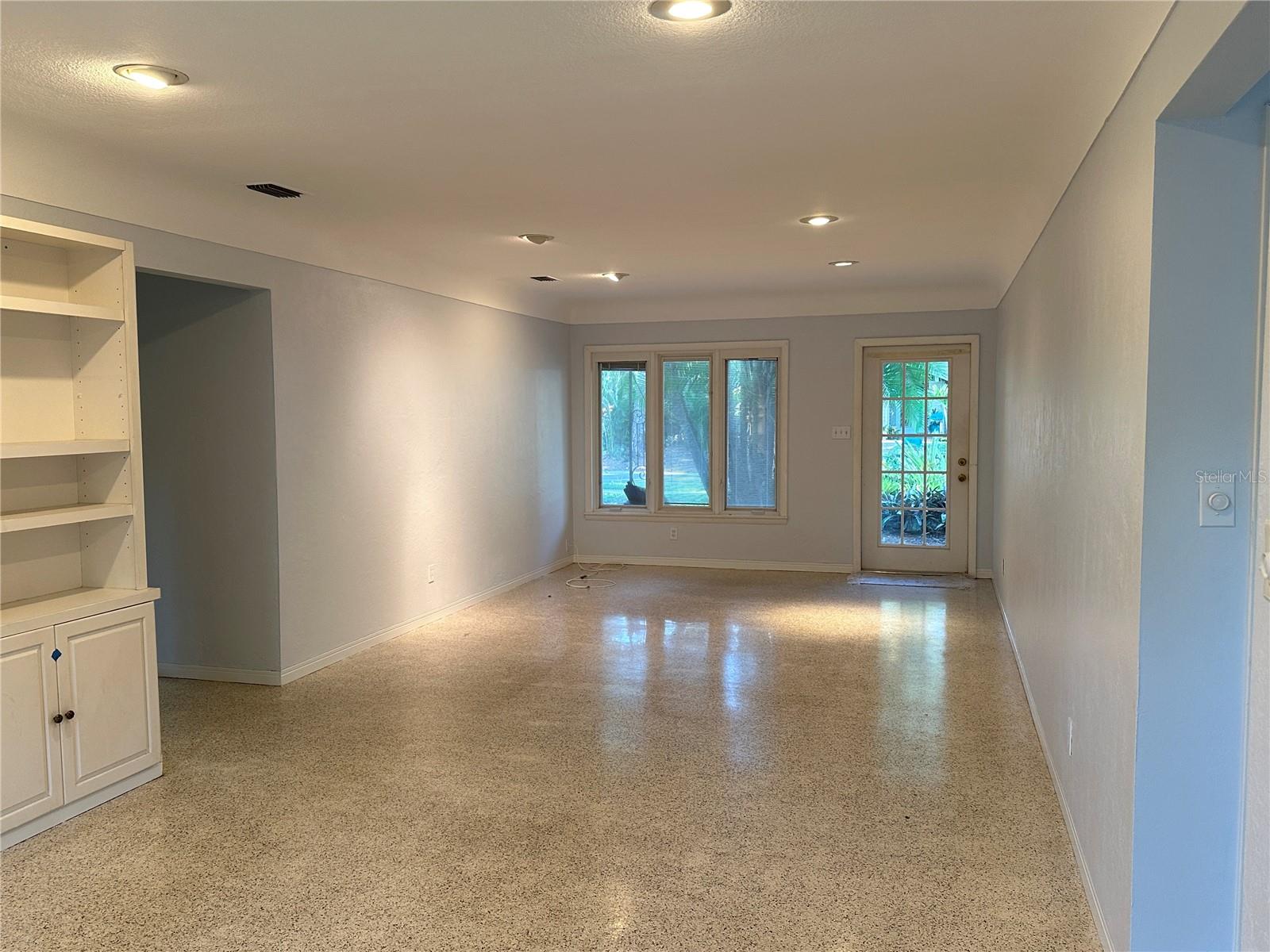 Image 8 of 20 For 8253 29th Avenue N