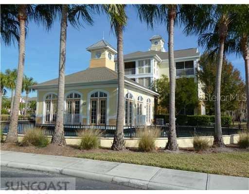 Listing photo id 1 for 9301 Crescent Loop Circle 206