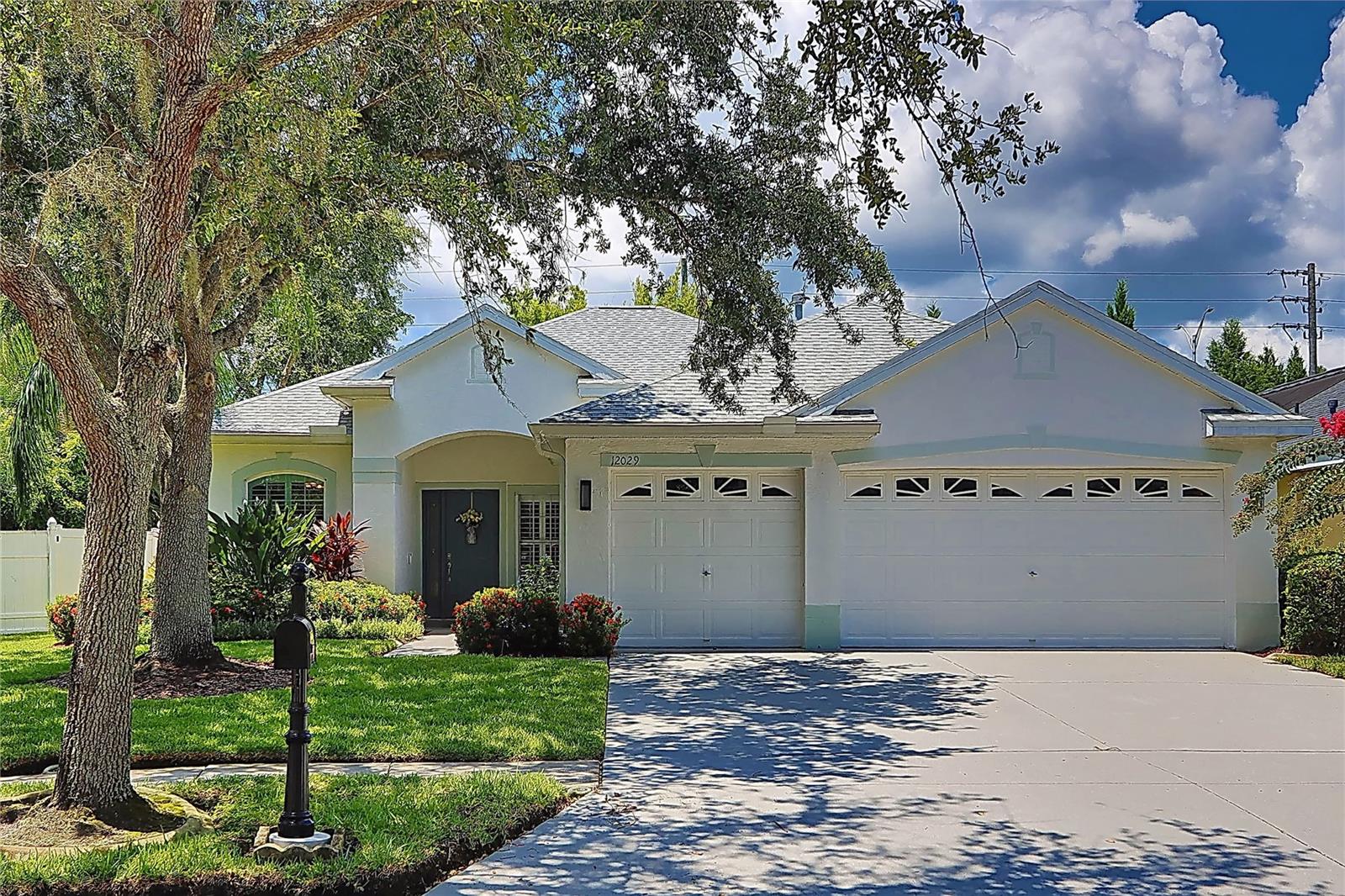 Image 4 of 36 For 12029 Mountbatten Drive