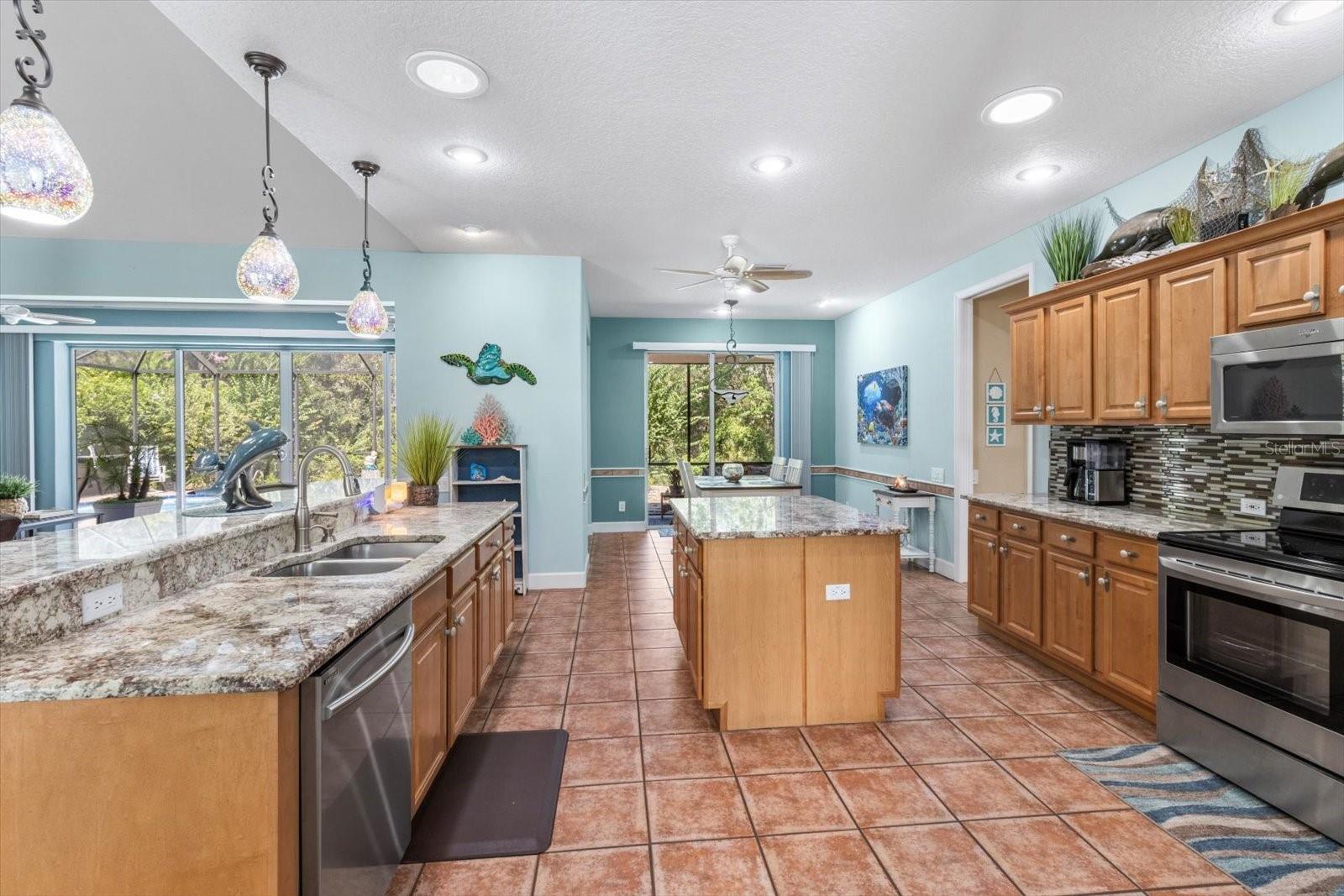 Image 12 of 47 For 30 Mayflower Court S