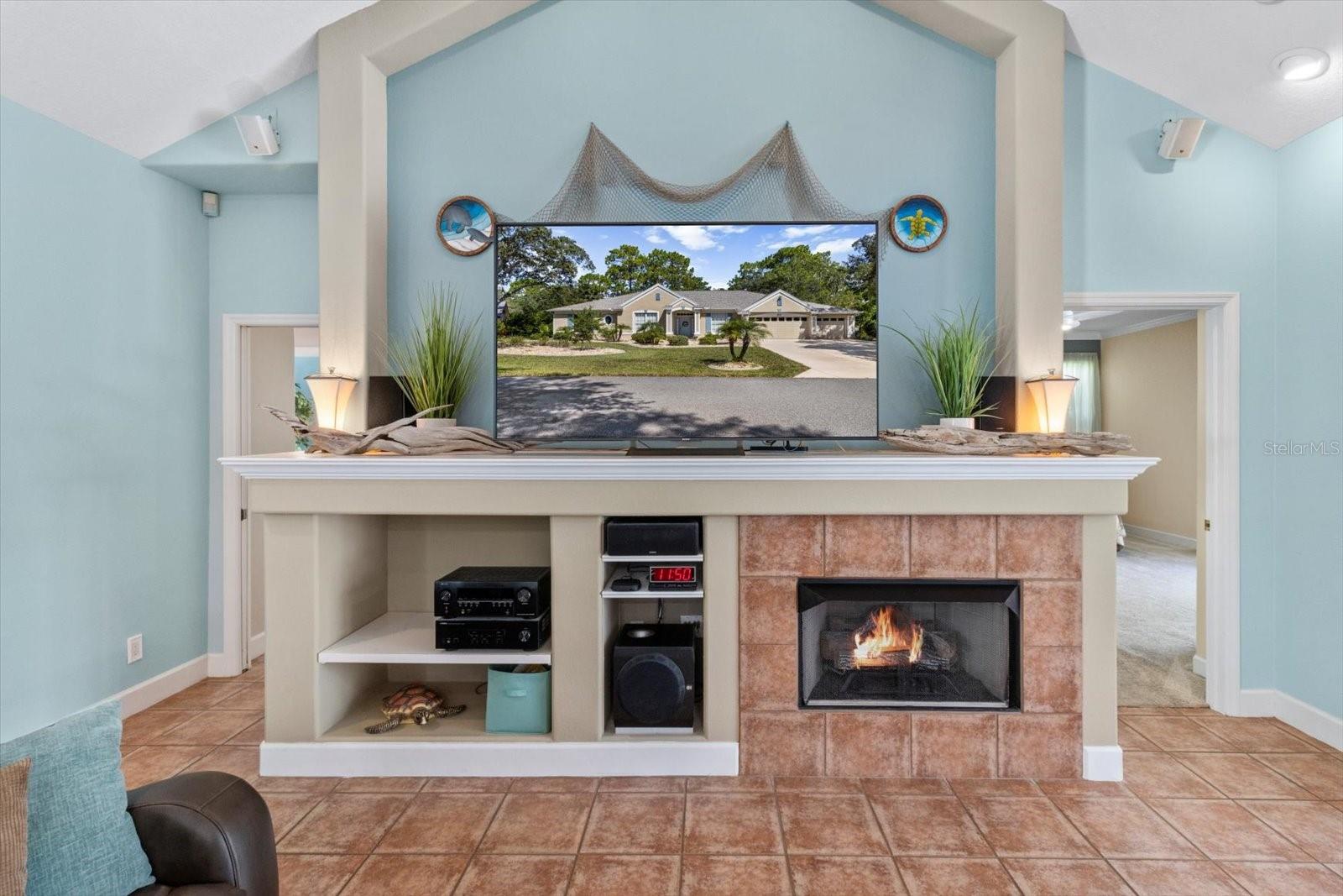 Image 16 of 47 For 30 Mayflower Court S