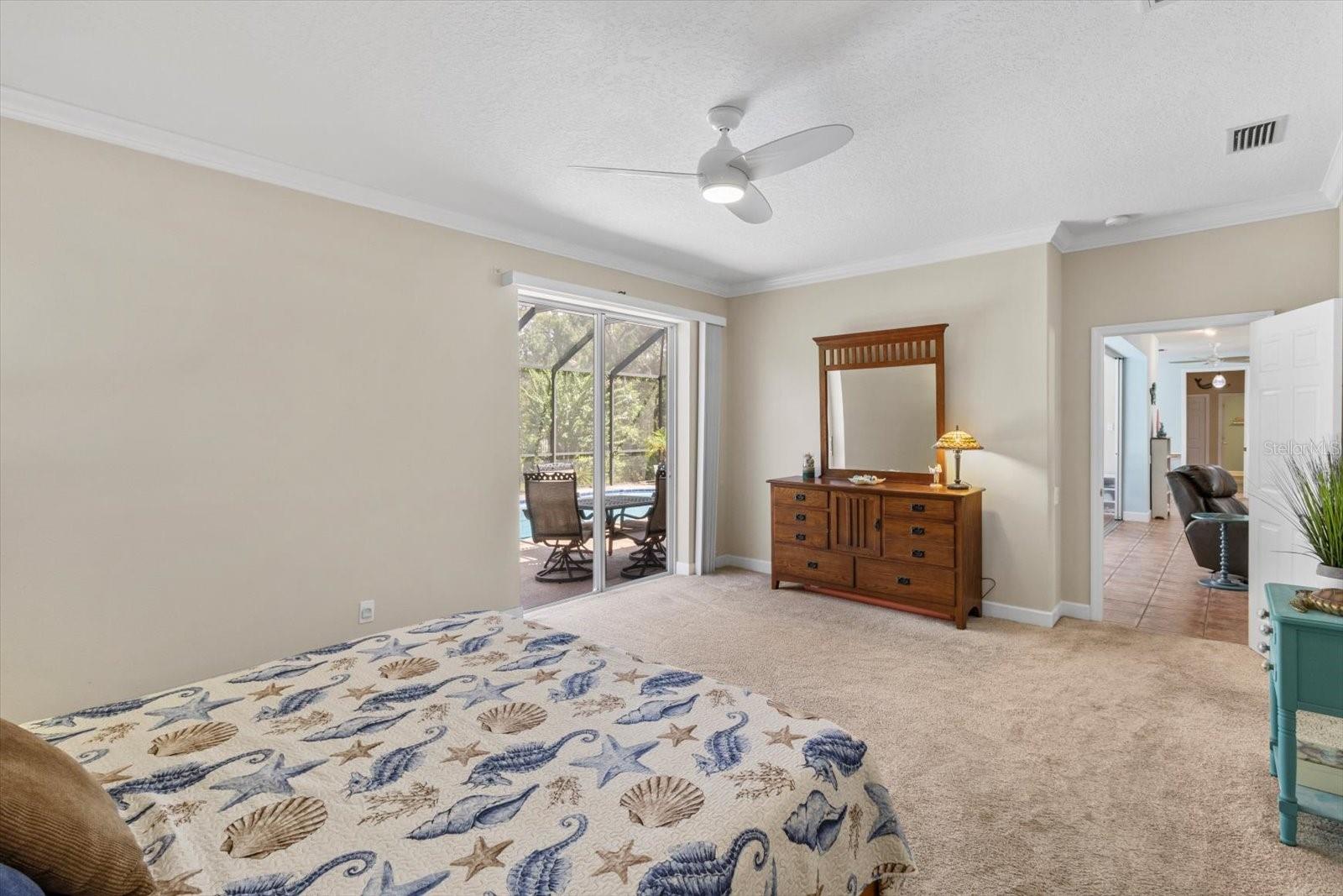 Image 17 of 47 For 30 Mayflower Court S