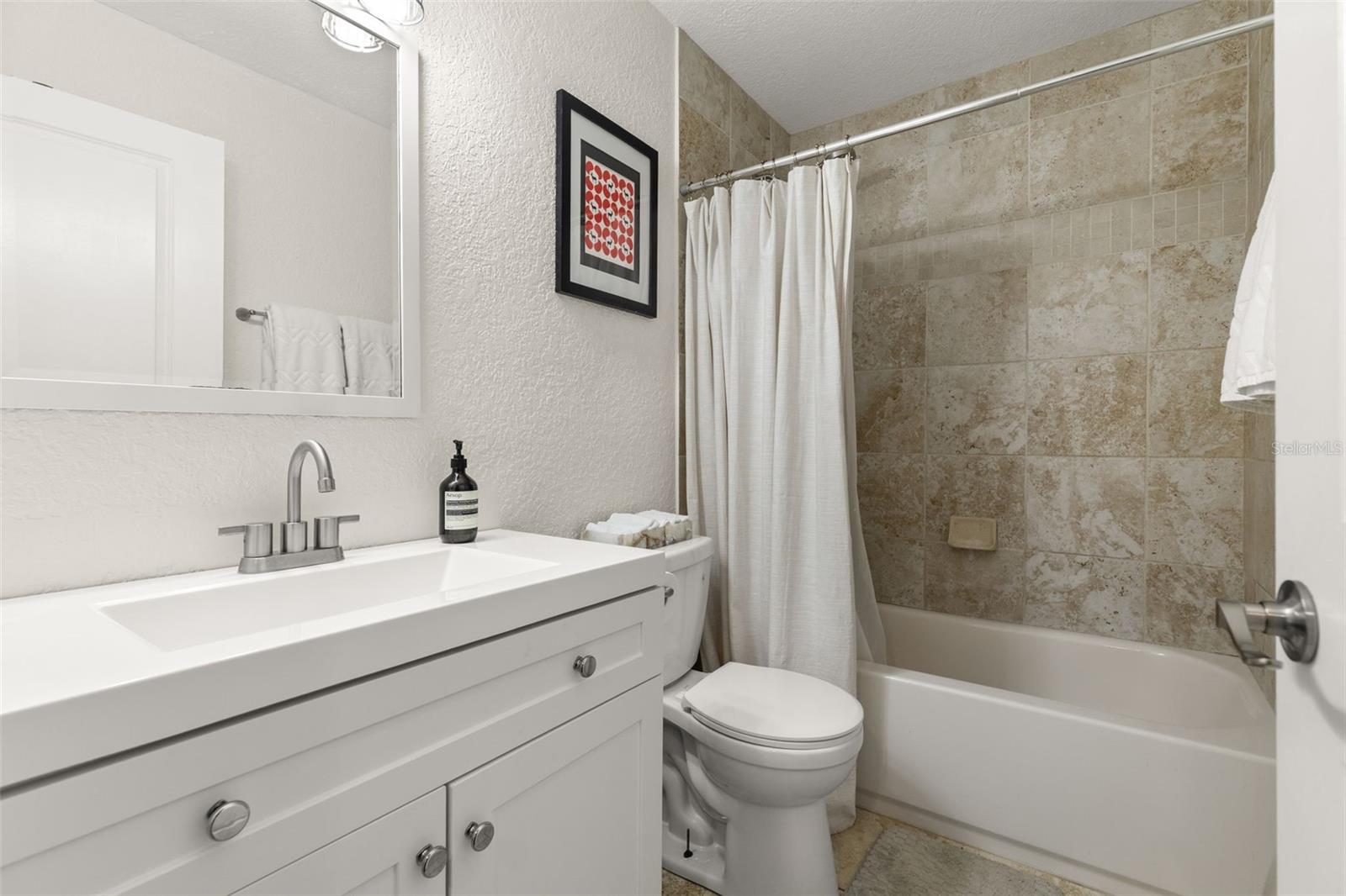 Image 23 of 31 For 469 38th Avenue N