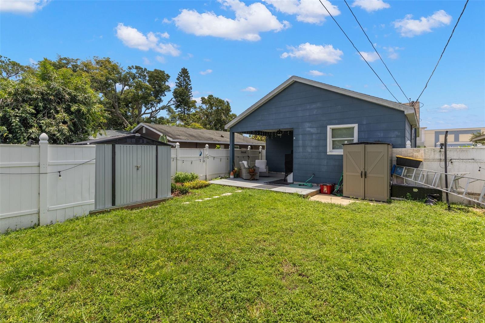 Image 26 of 31 For 469 38th Avenue N