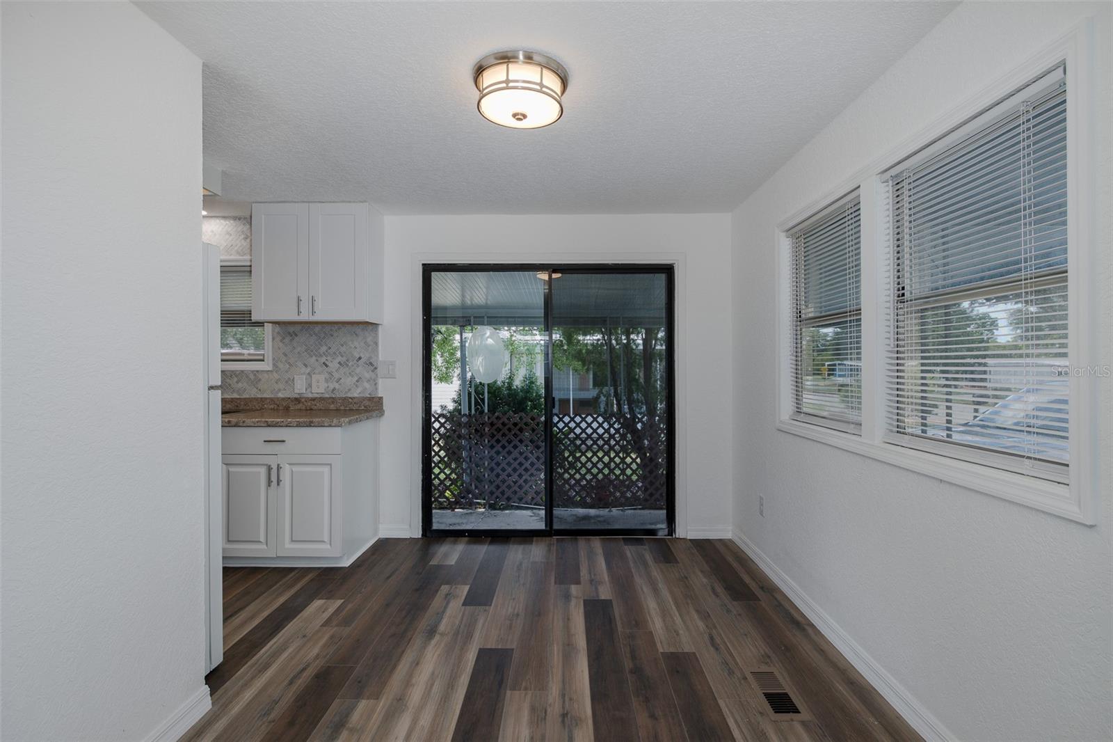 Image 18 of 55 For 7336 Brookridge Central Boulevard