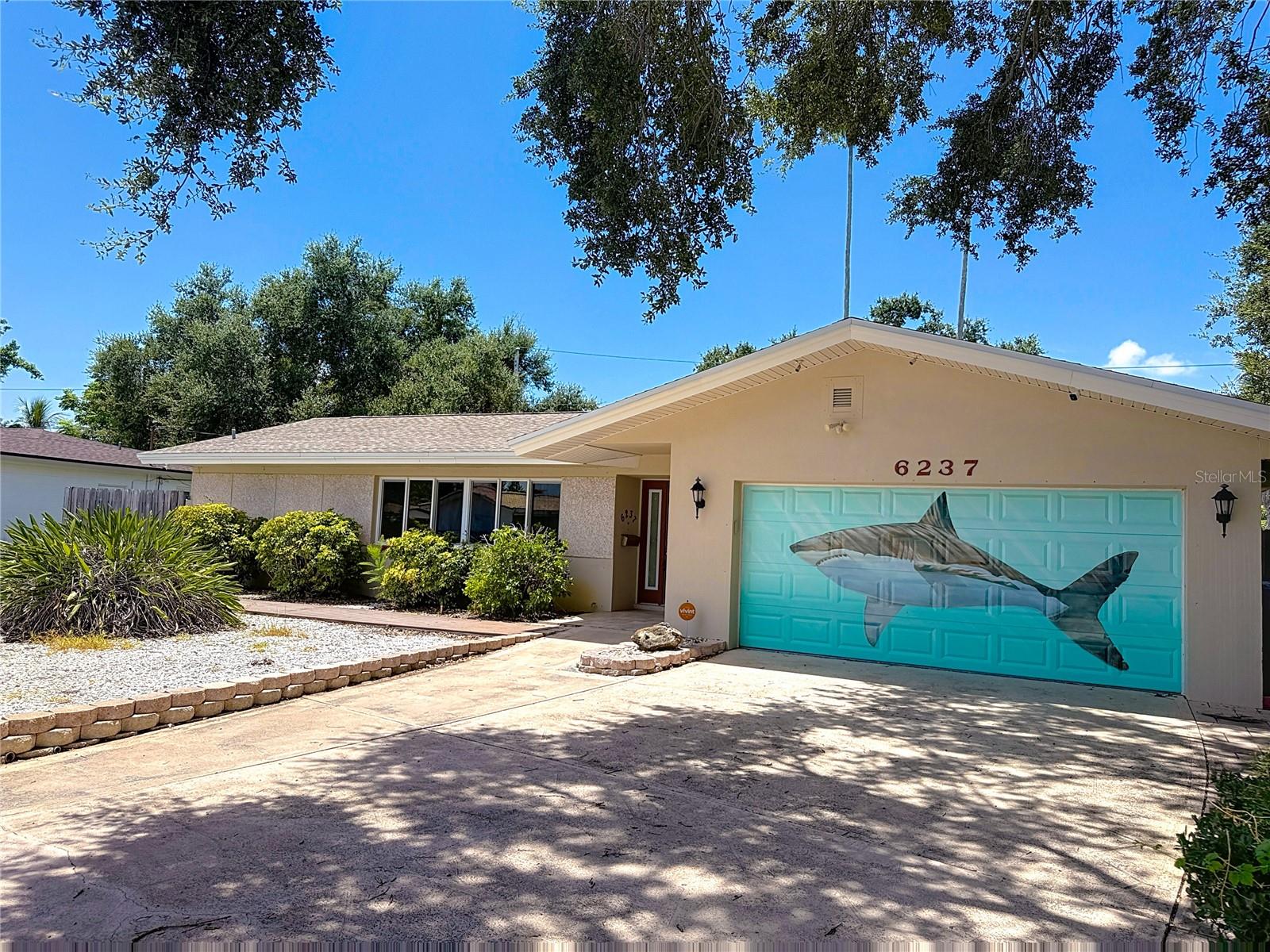 Image 13 of 100 For 6237 15th Street S