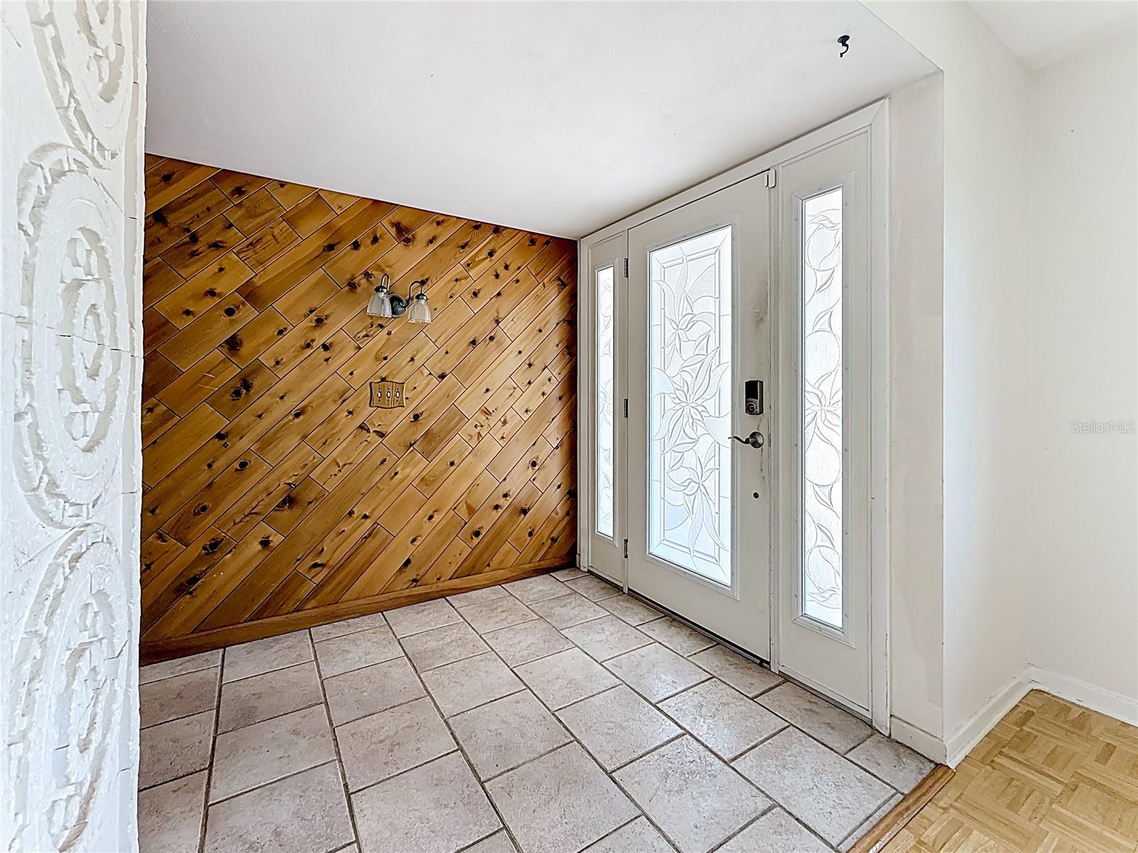 Image 16 of 100 For 6237 15th Street S