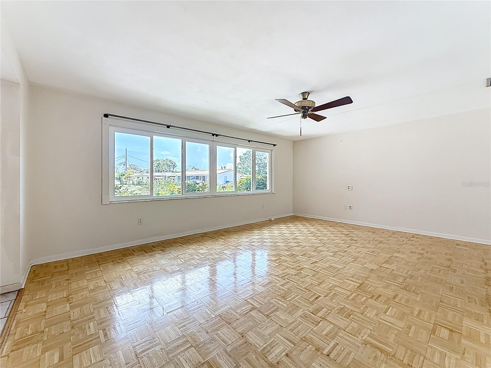 Image 22 of 100 For 6237 15th Street S