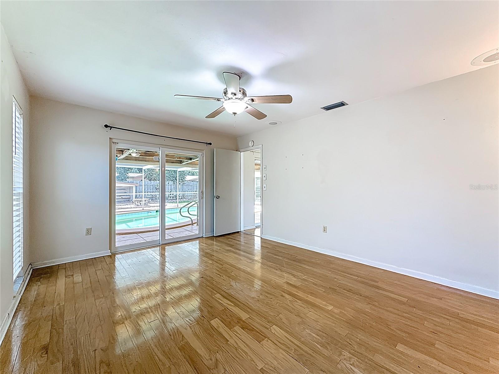 Image 58 of 100 For 6237 15th Street S
