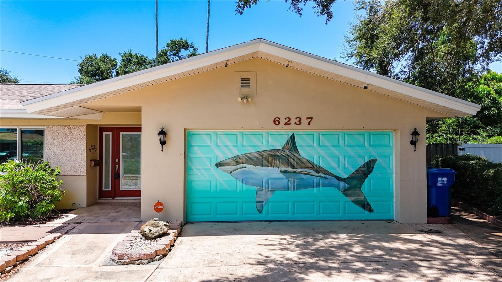 Image 7 of 100 For 6237 15th Street S