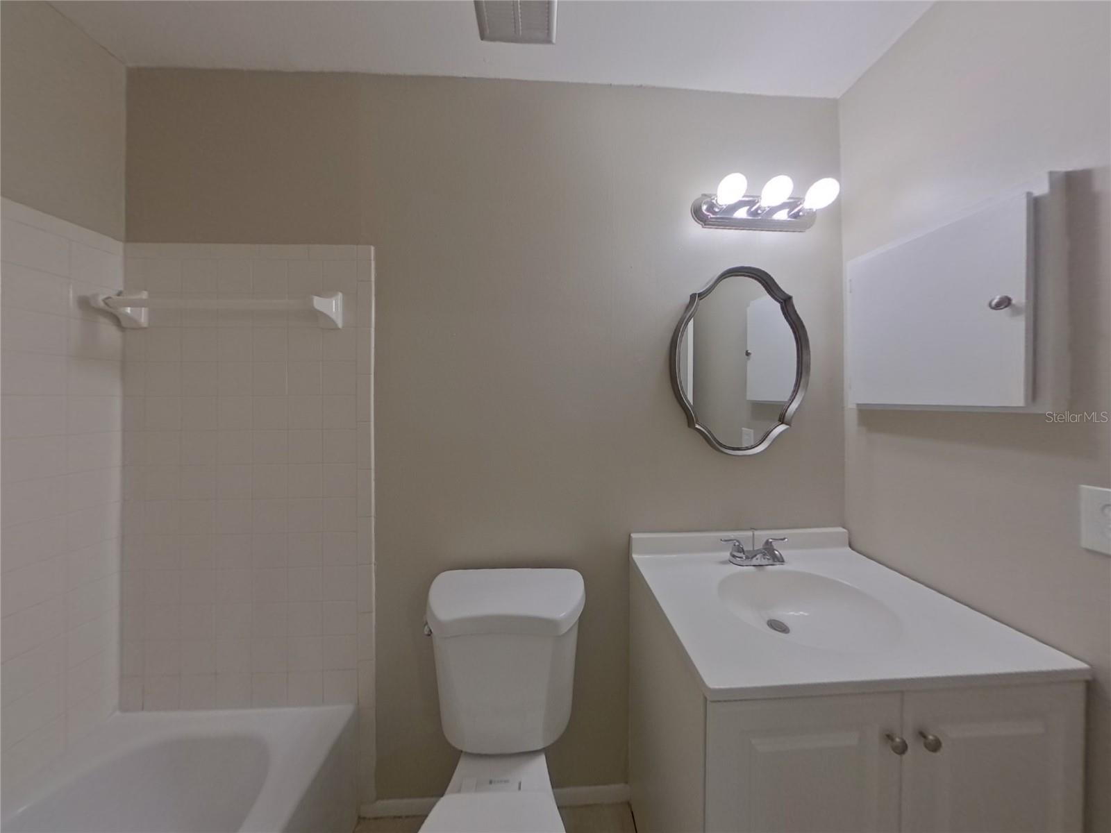Image 11 of 13 For 8001 Cottonwoode Drive