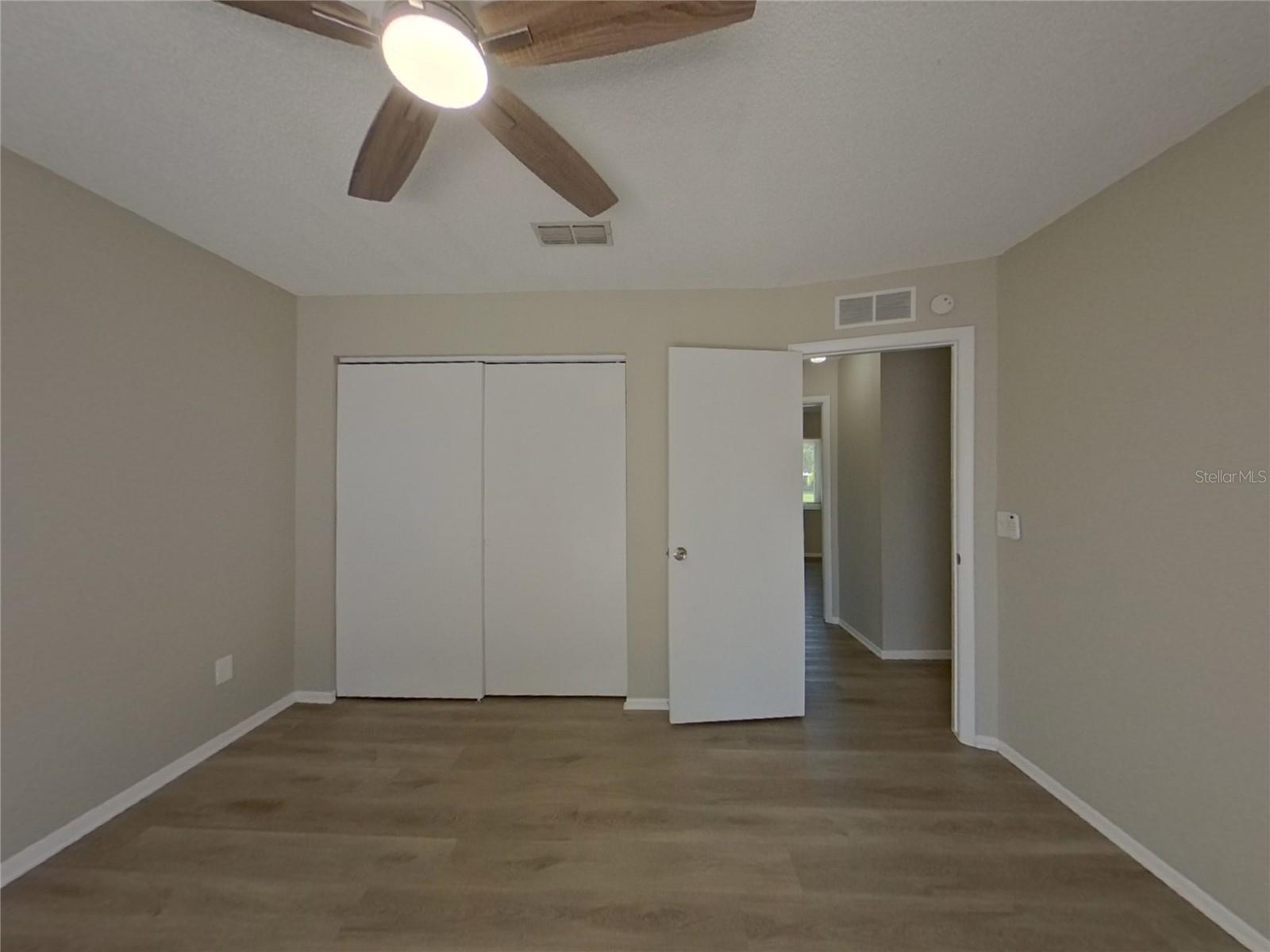 Image 7 of 13 For 8001 Cottonwoode Drive
