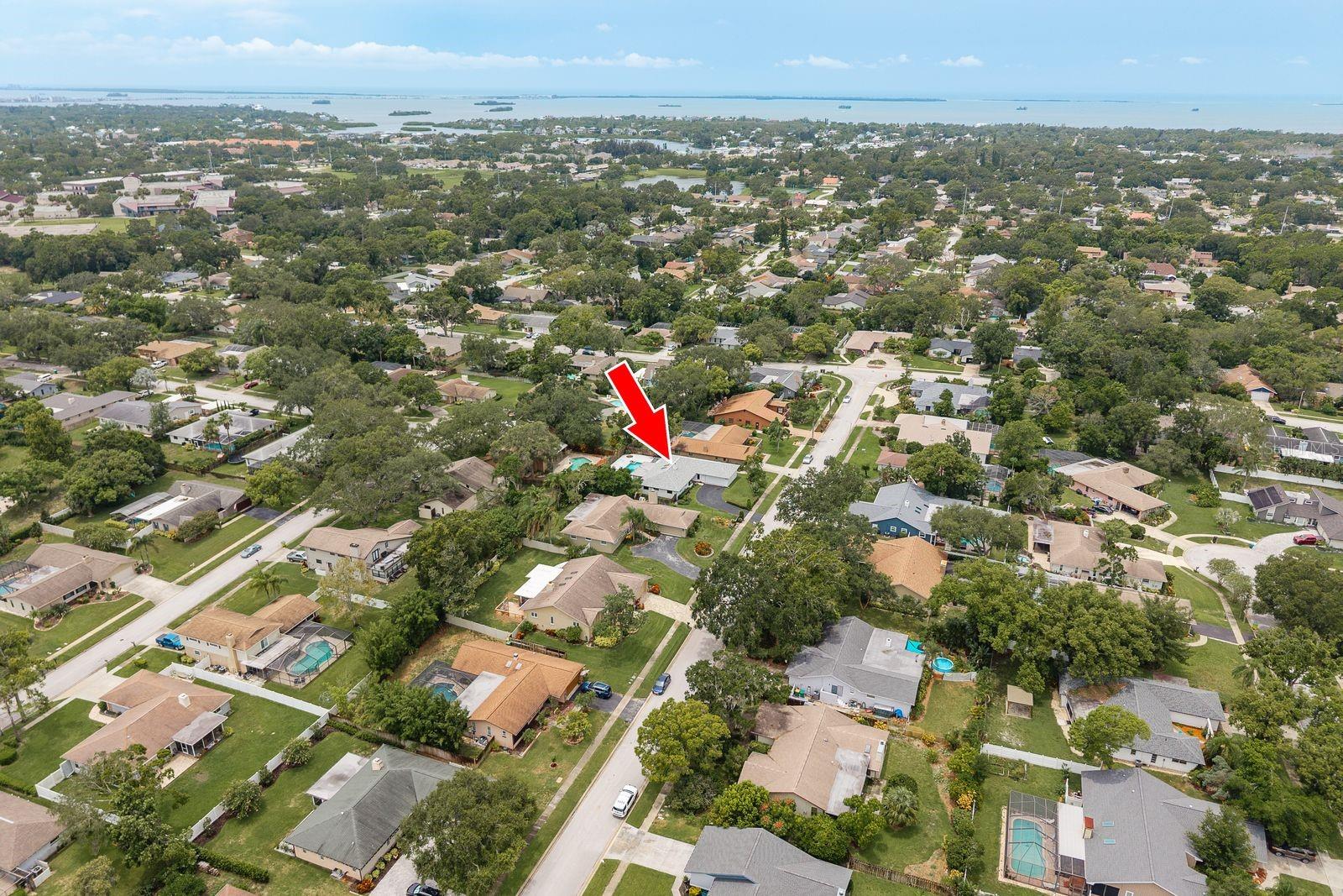 Image 4 of 37 For 828 Lakeside Terrace