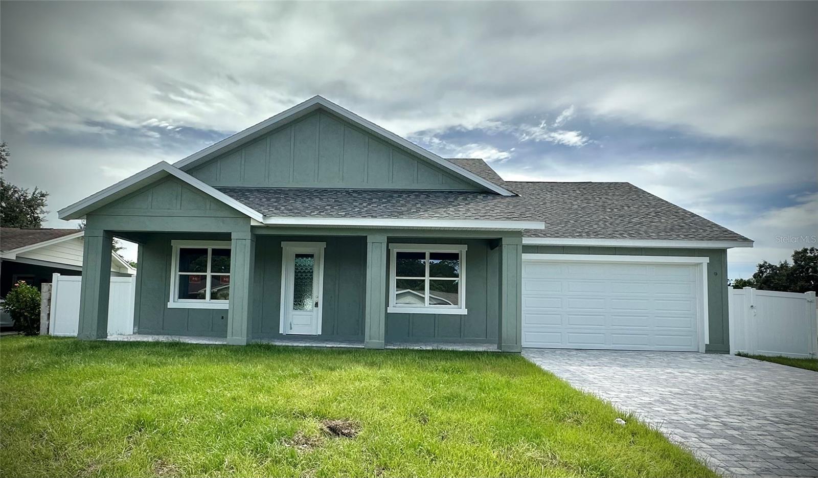 Listing Details for 6744 Ralston Beach Circle, TAMPA, FL 33614