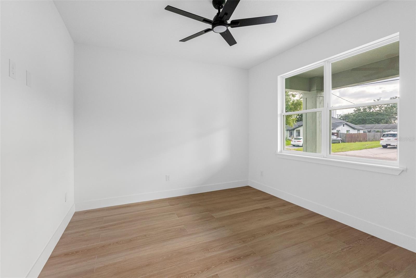 Image 19 of 40 For 6744 Ralston Beach Circle