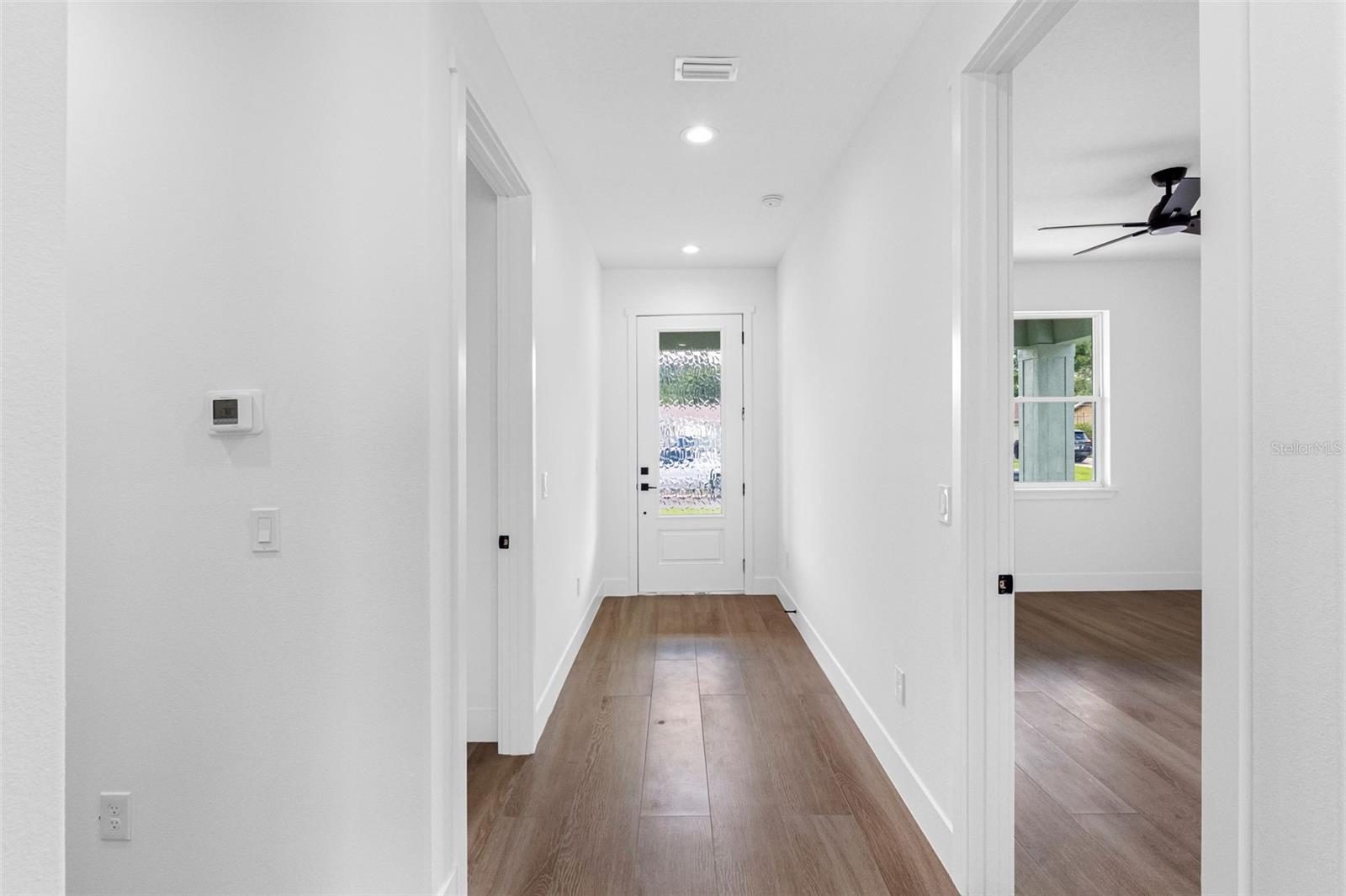 Image 6 of 40 For 6744 Ralston Beach Circle