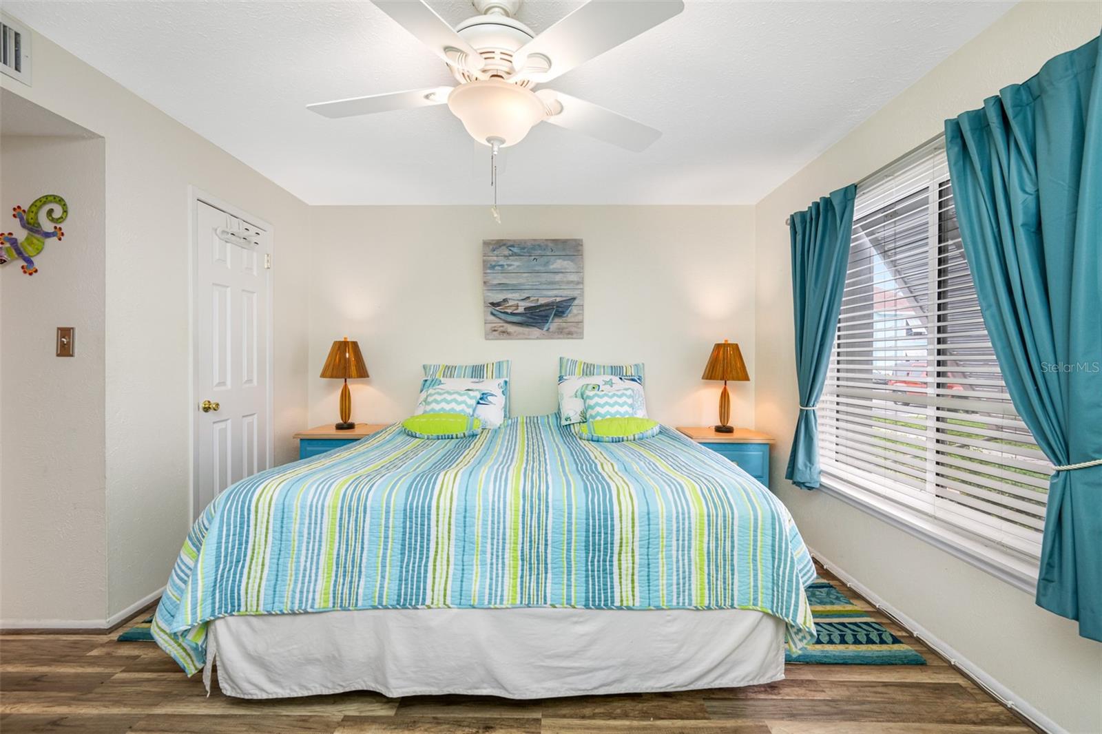 Image 19 of 48 For 3715 42nd Way S E