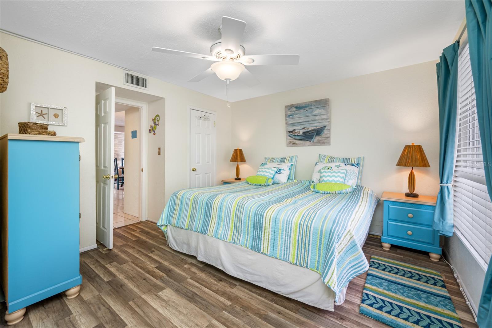 Image 21 of 48 For 3715 42nd Way S E
